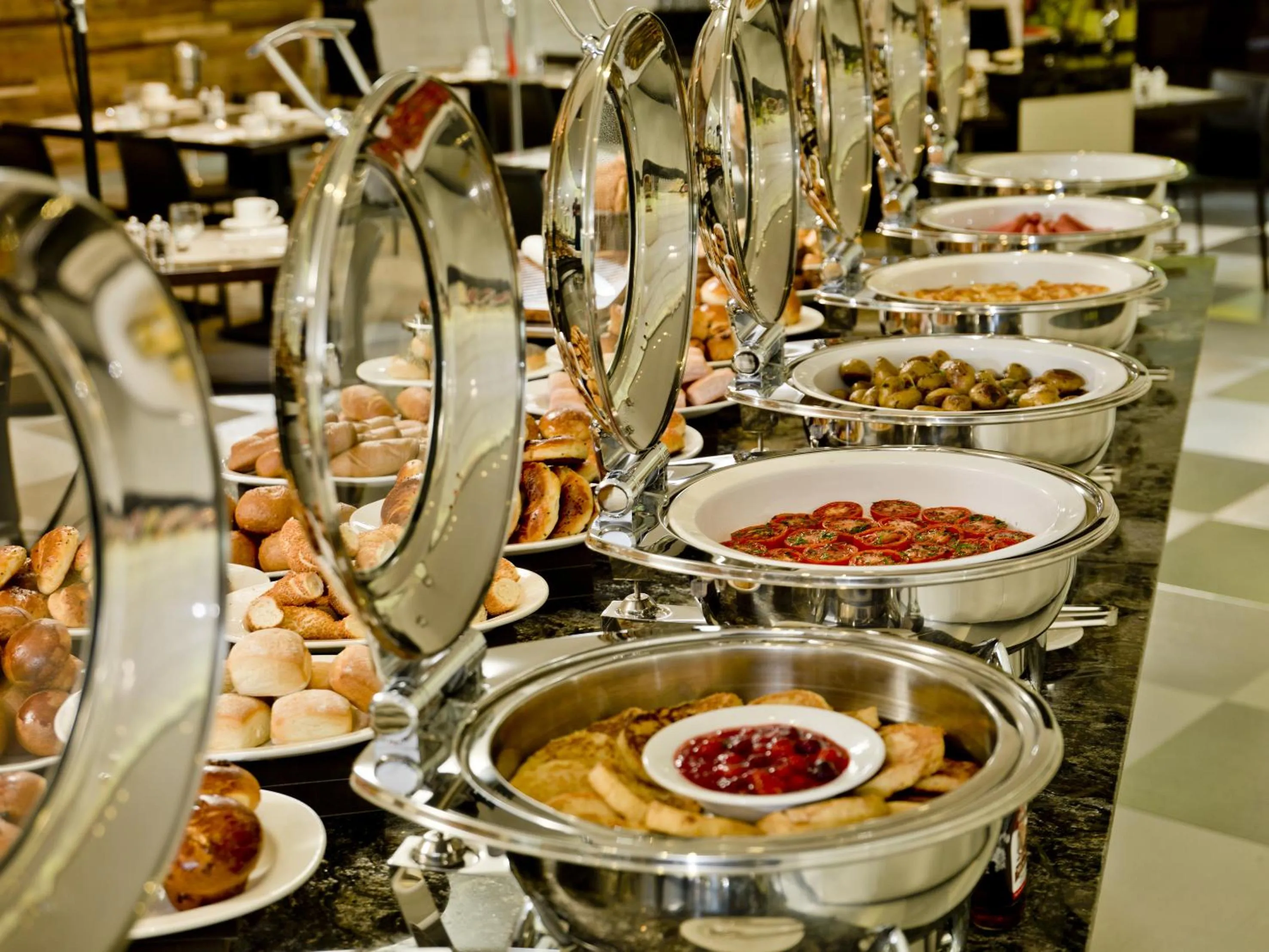 Restaurant/places to eat in Lasagrada Hotel Istanbul