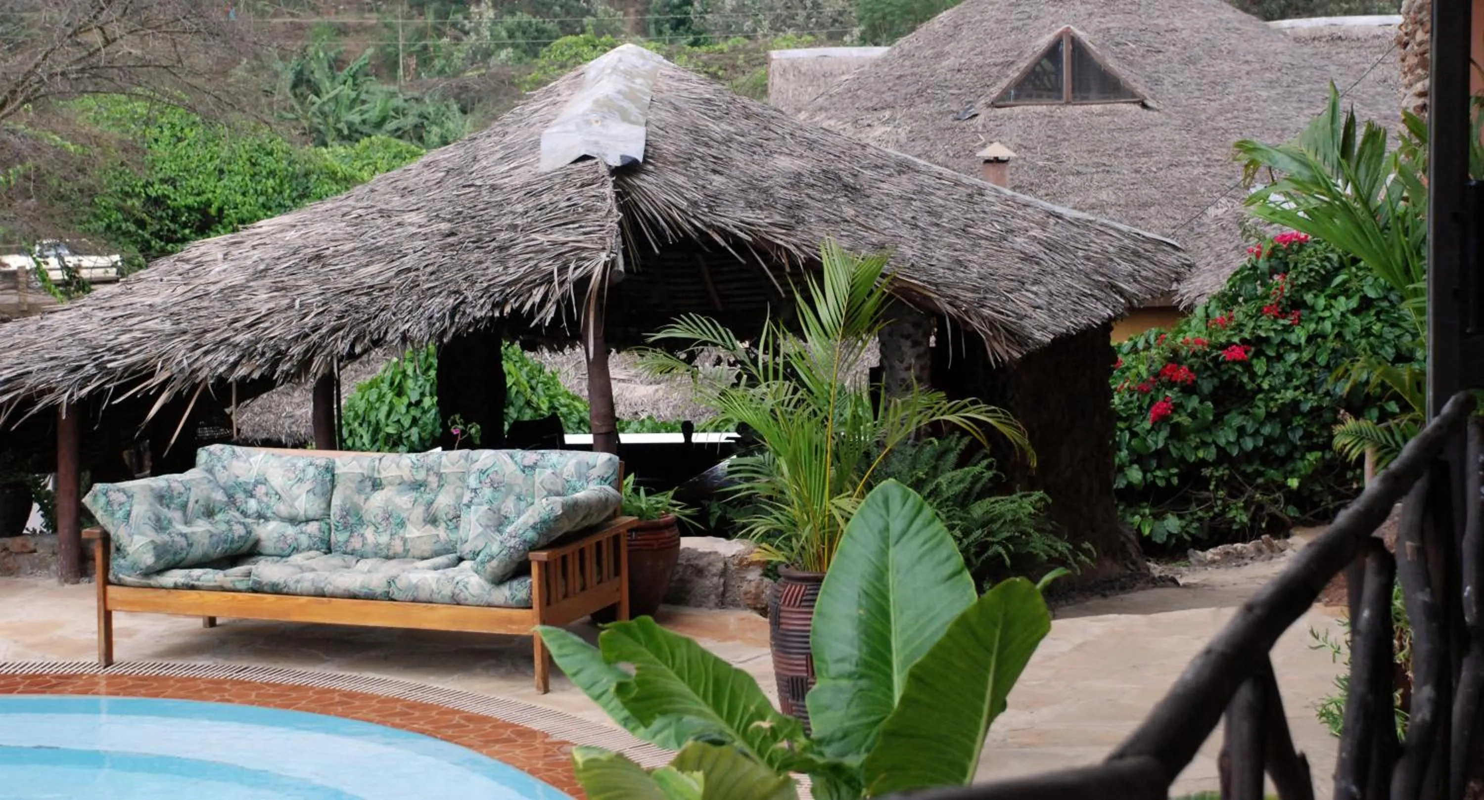 Swimming pool in Osoita Lodge