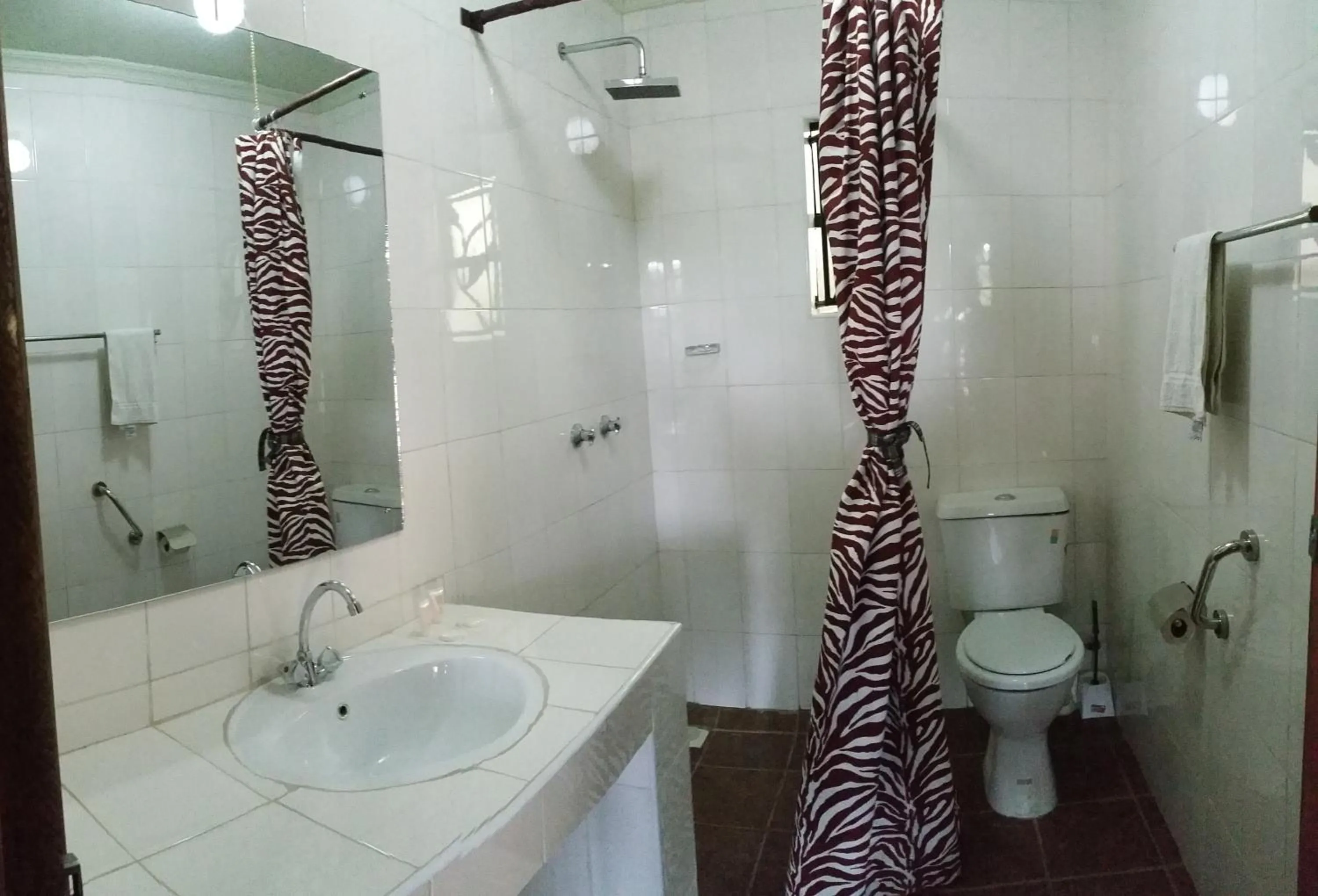Bathroom in Osoita Lodge