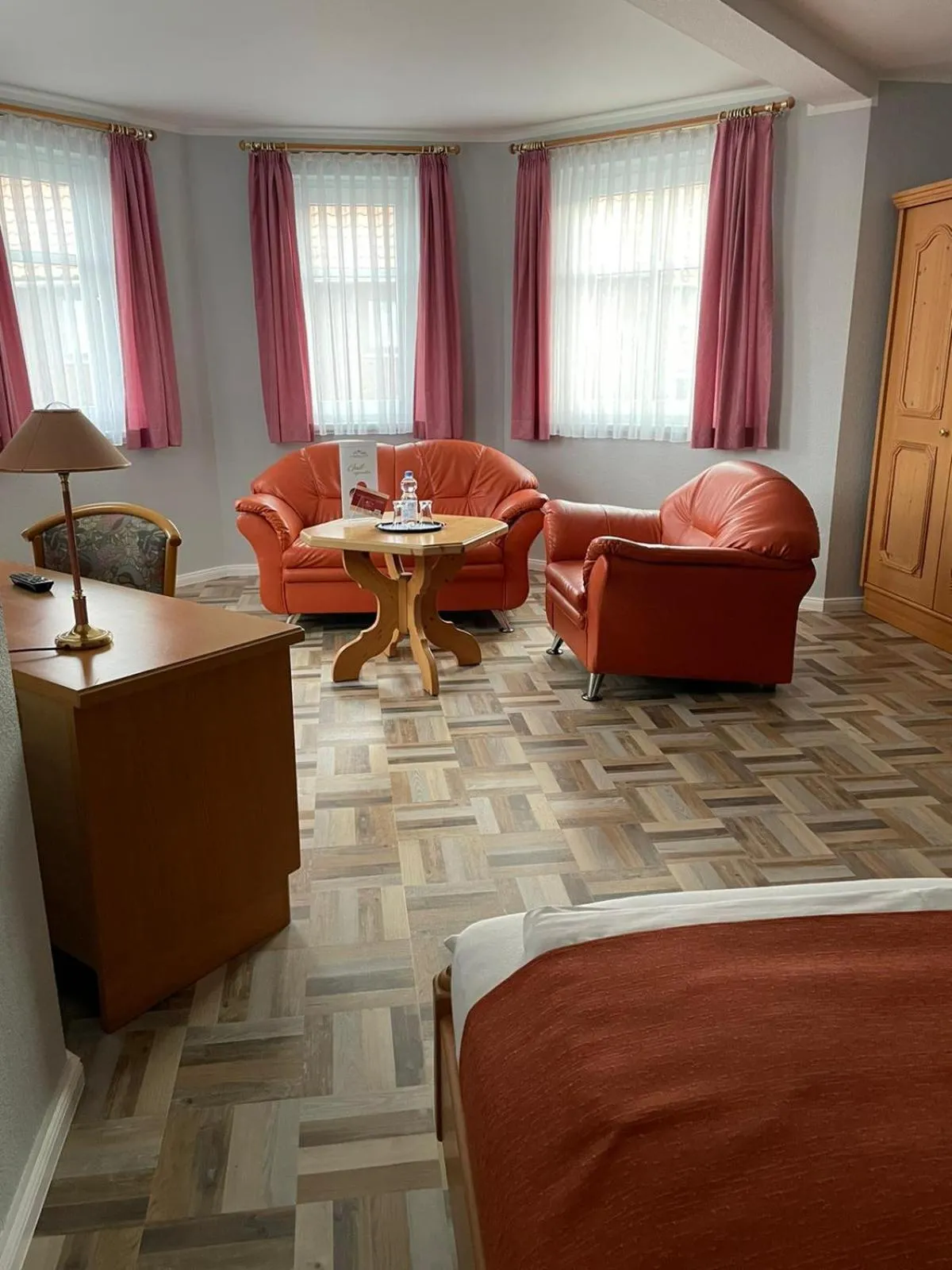 Seating area in Landgasthaus Zander