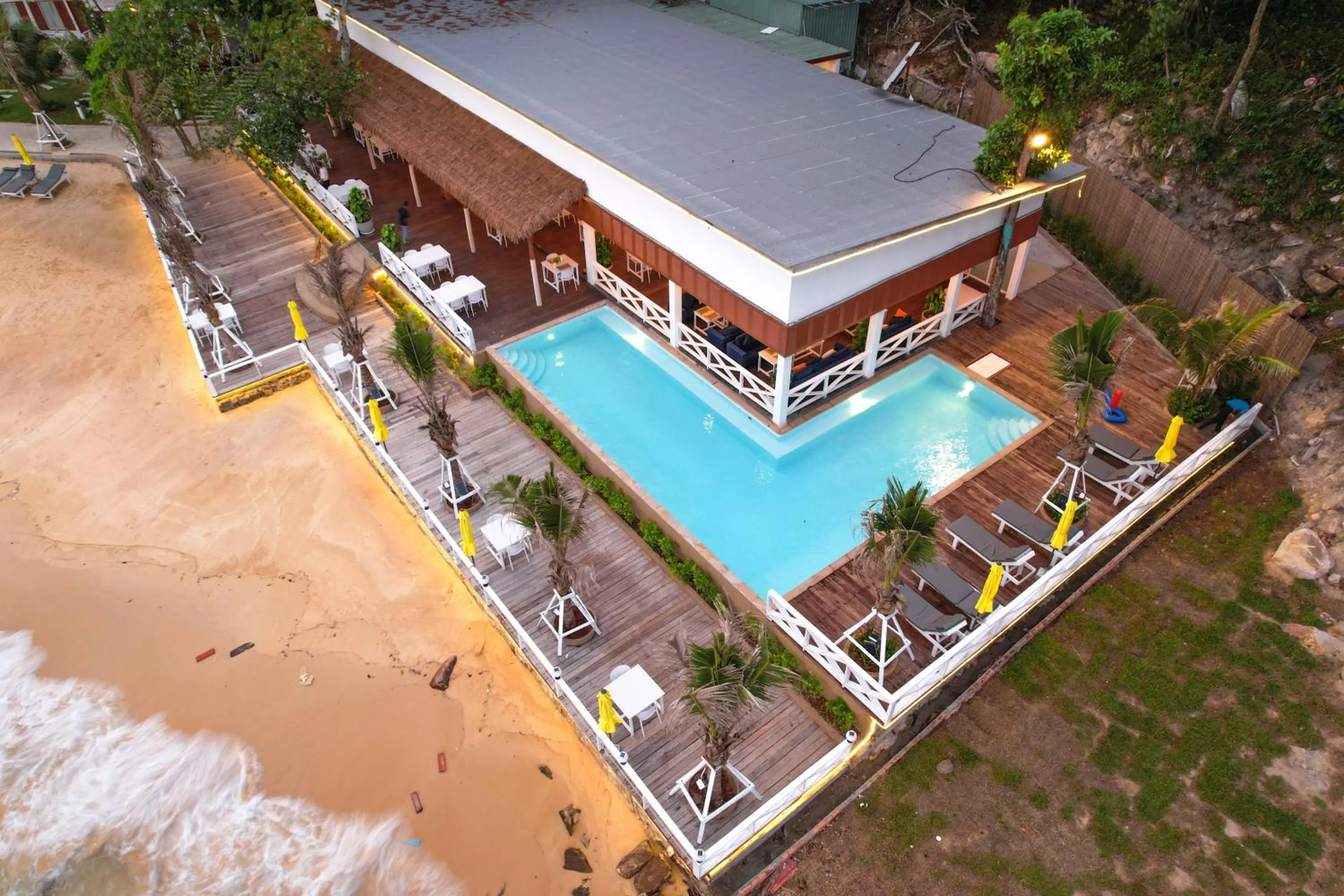 Restaurant/places to eat, Pool View in Bodega Resort