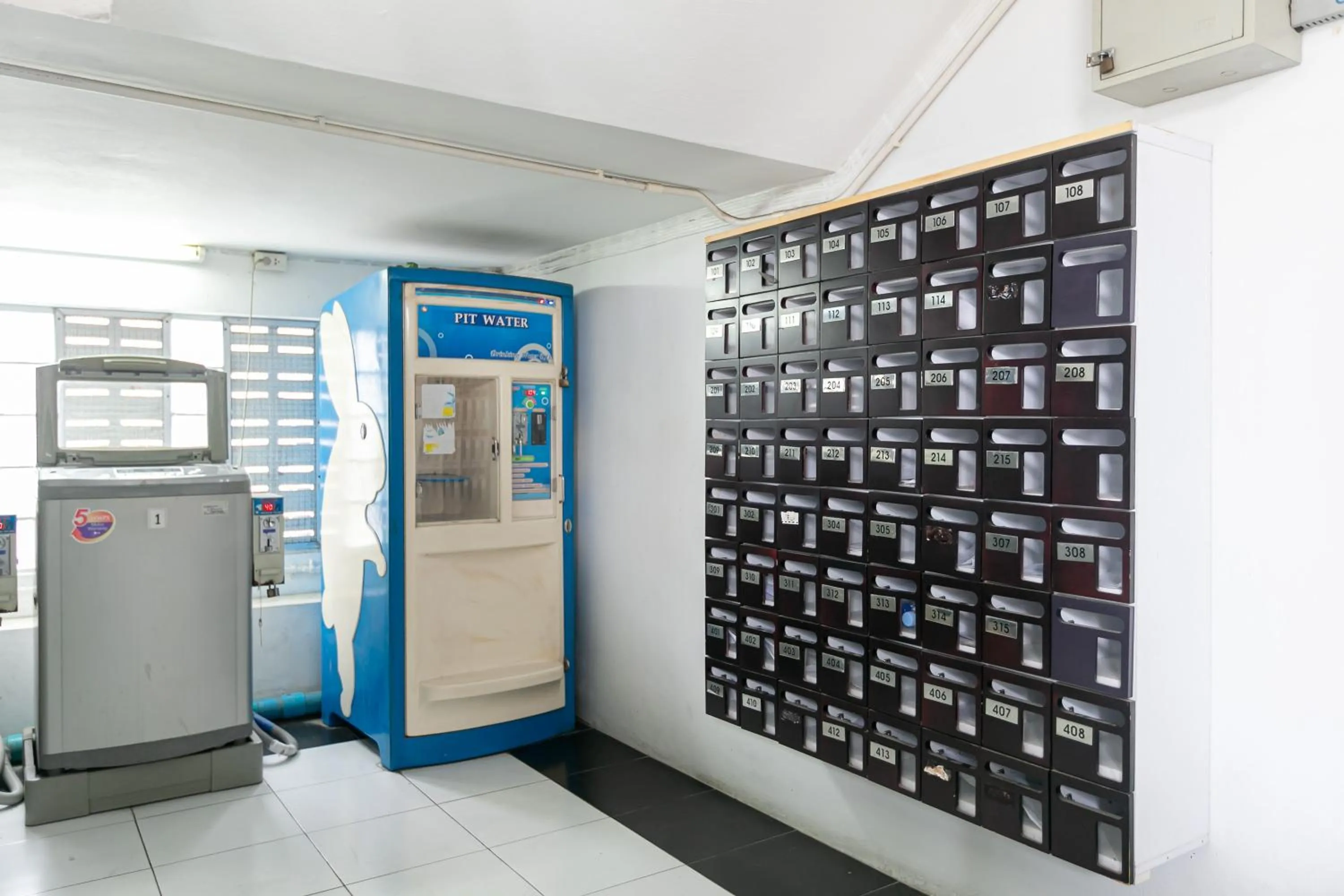 Area and facilities in Ruan Plaisoi Apartment