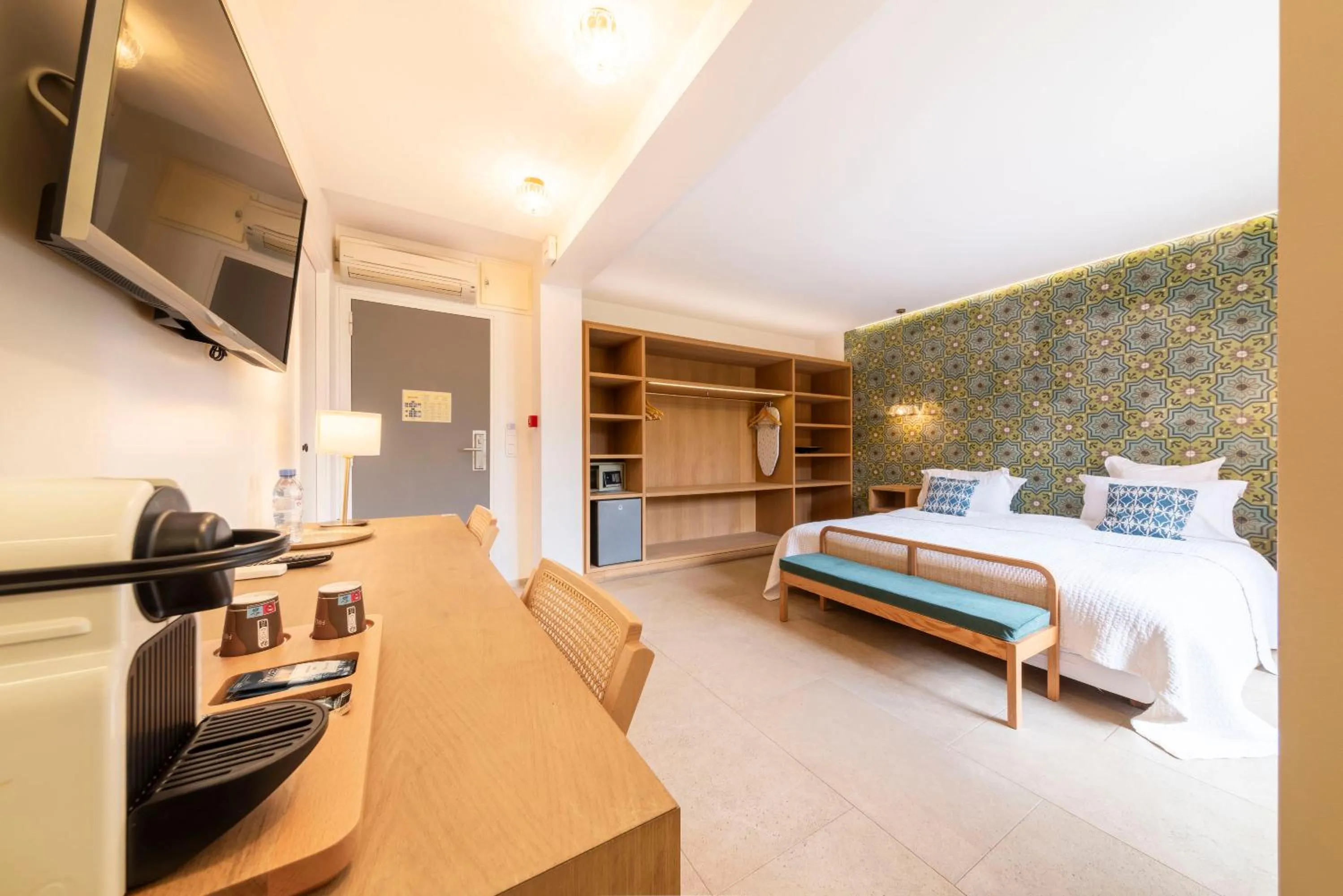 Bed in Les Capucines Saint Tropez