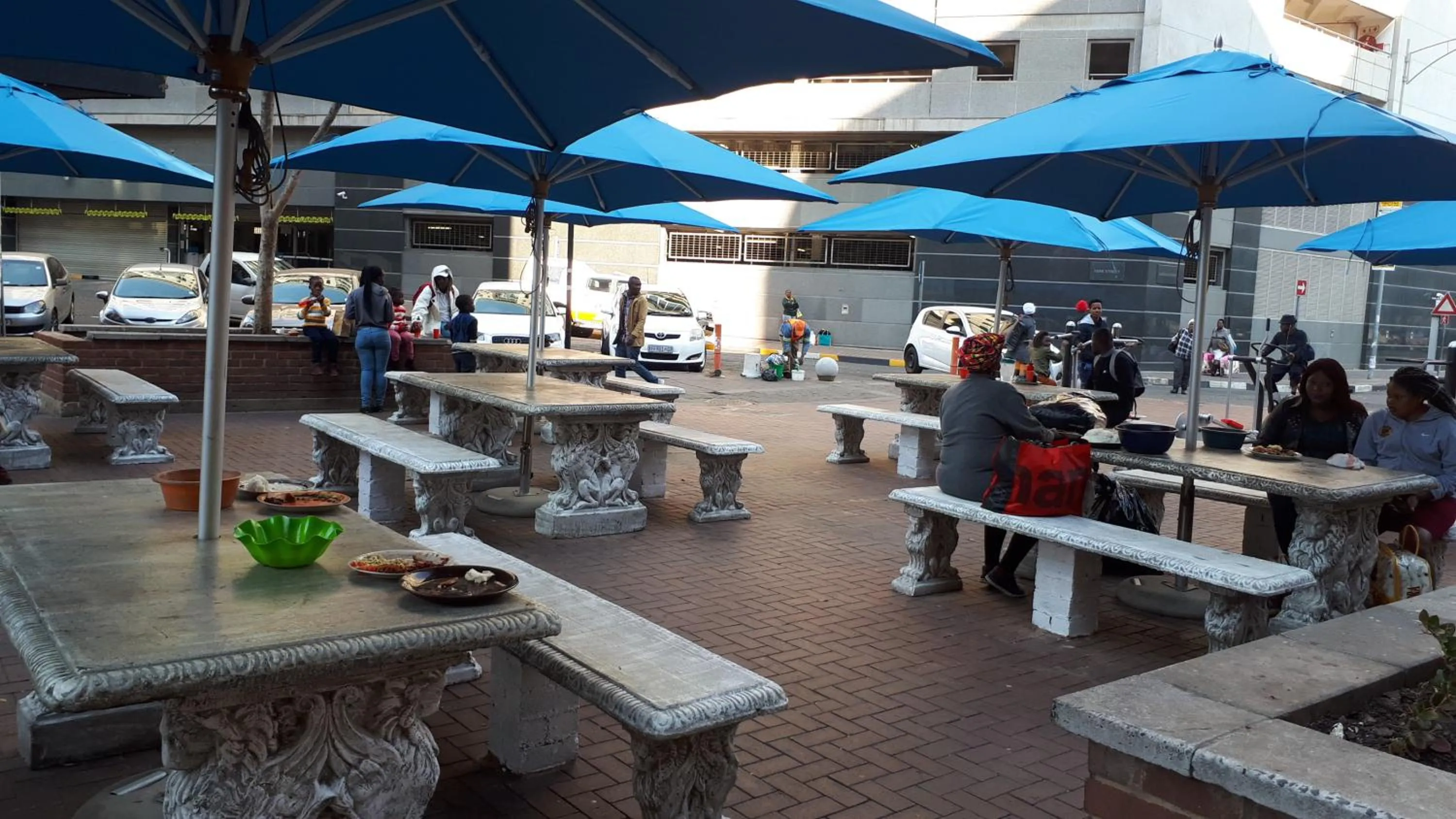 Property building in 4 on Pritchard Luxury Suites