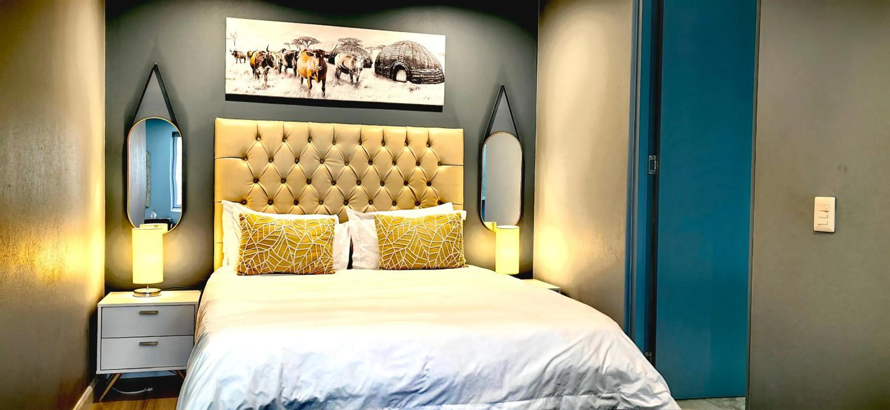 Bed in 4 on Pritchard Luxury Suites