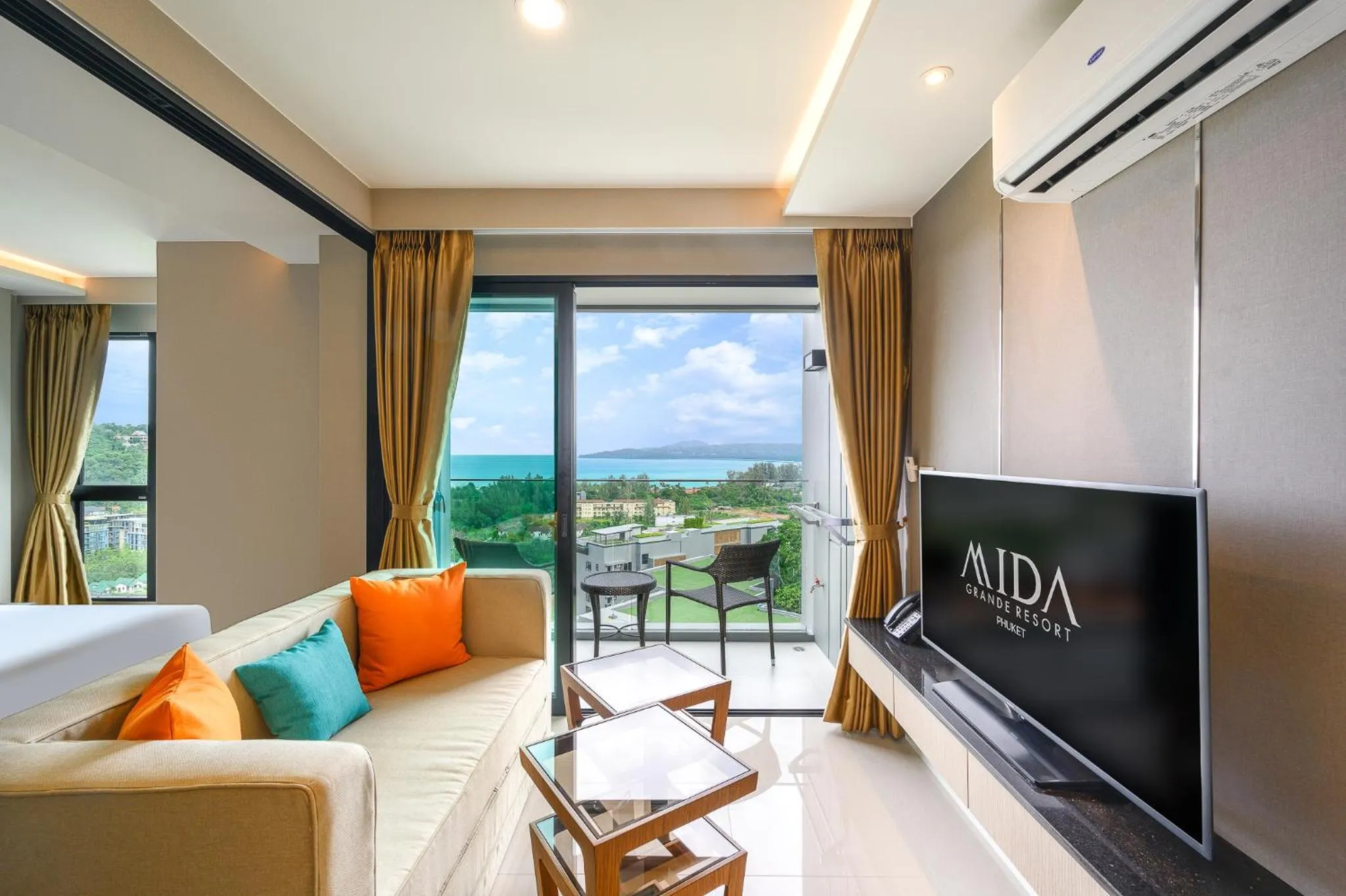 Sea view in Mida Grande Resort Phuket Official Account