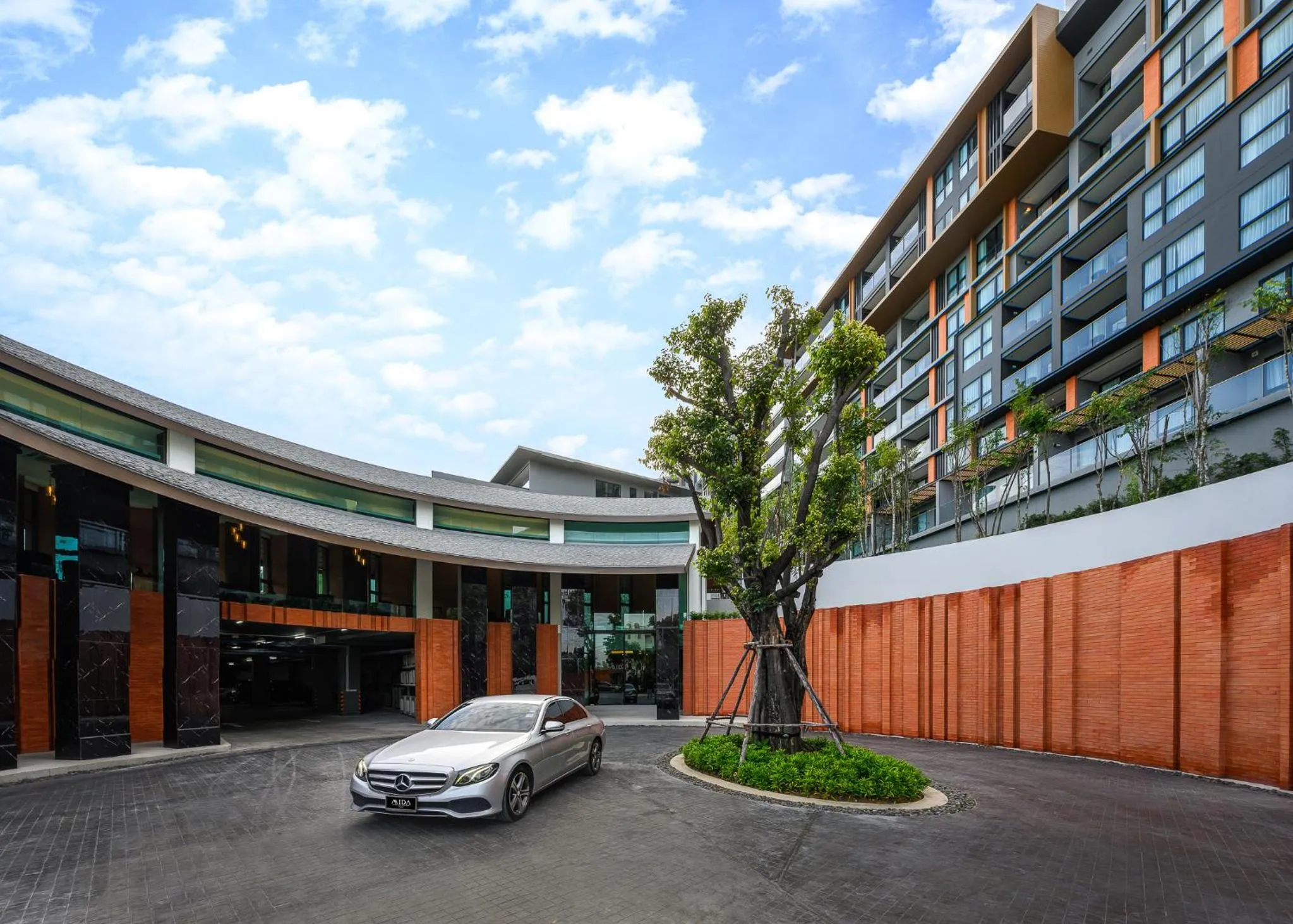 Lobby or reception in Mida Grande Resort Phuket Official Account