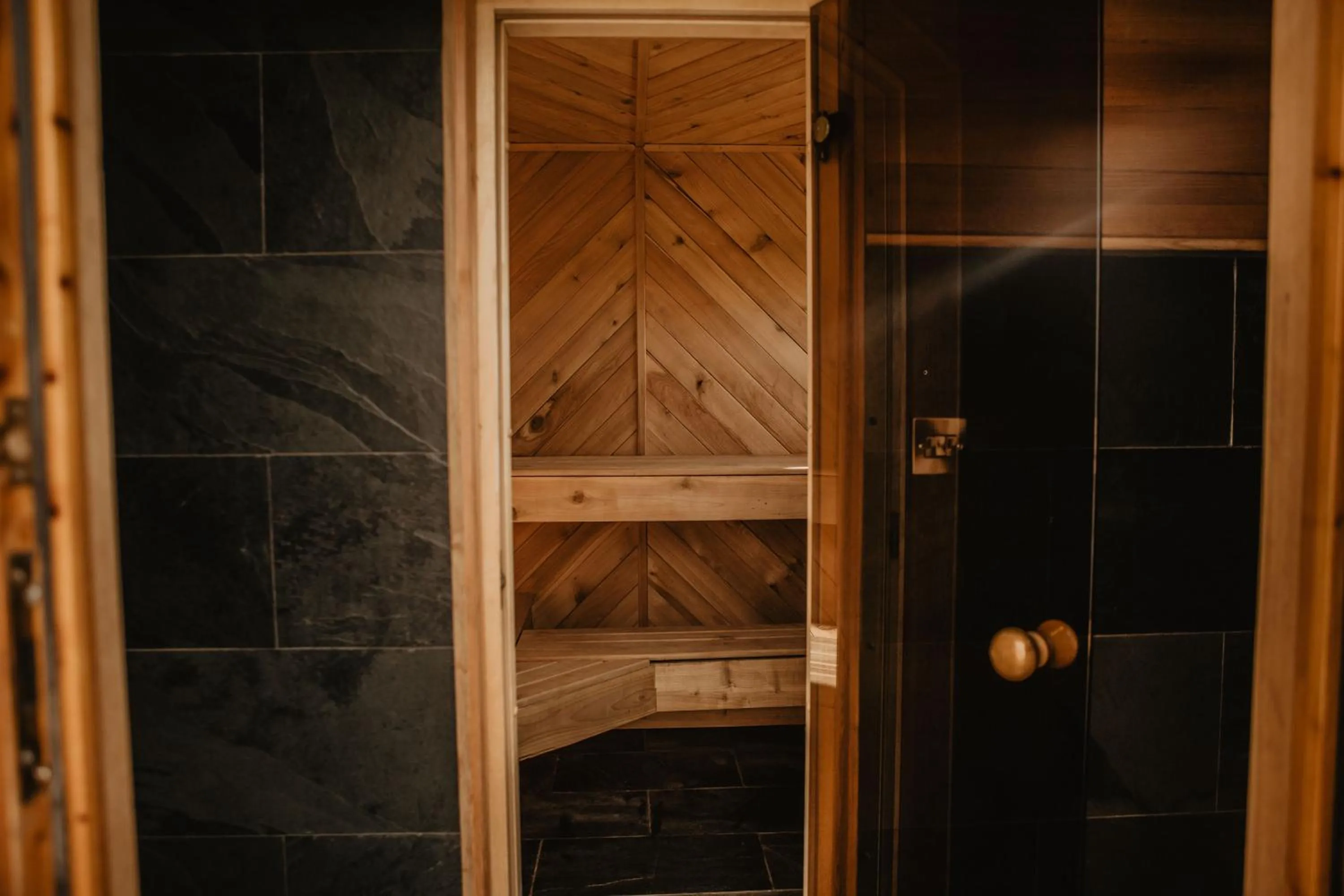 Sauna in Holwell Holistic Retreat