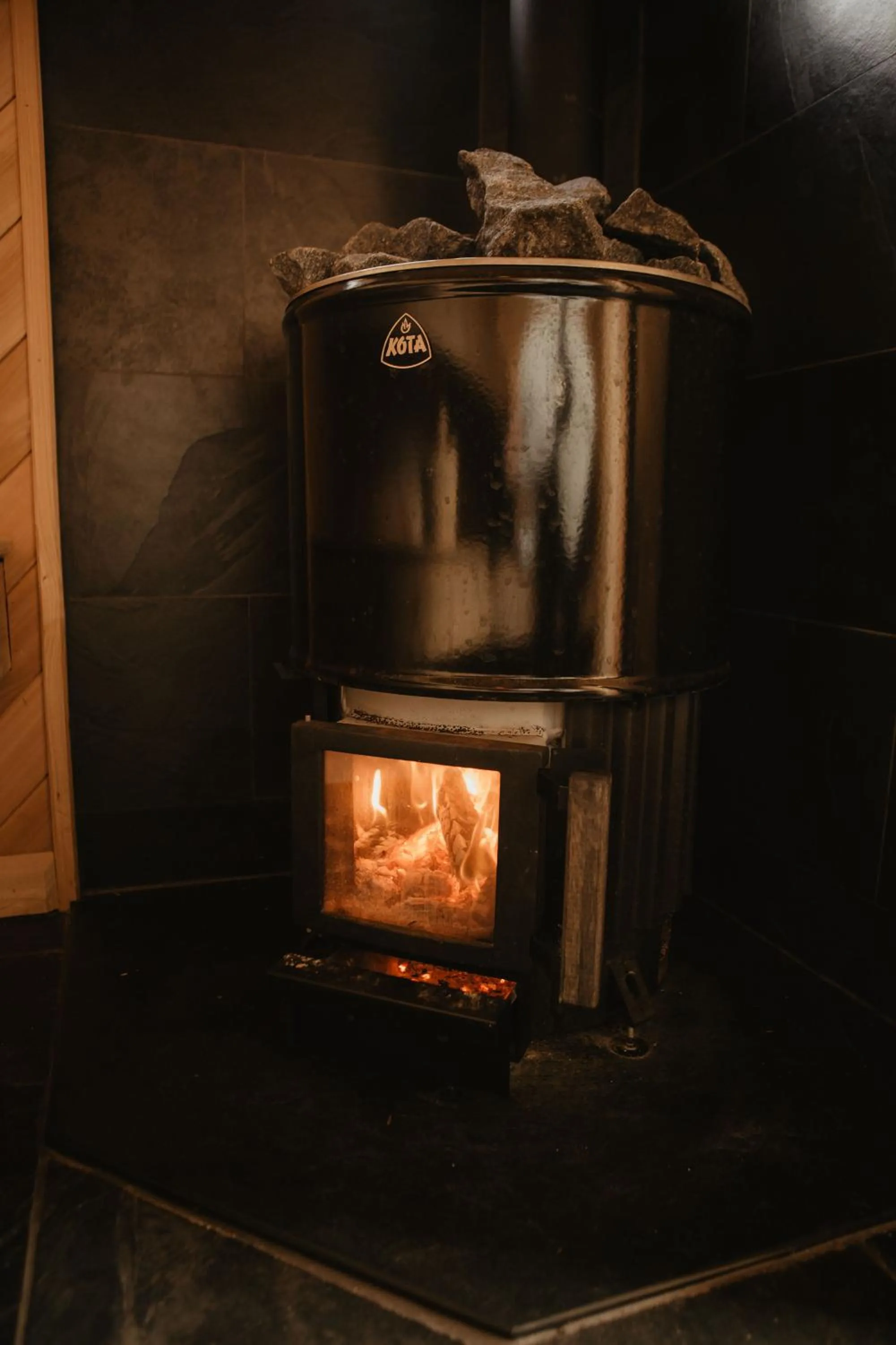 Sauna in Holwell Holistic Retreat