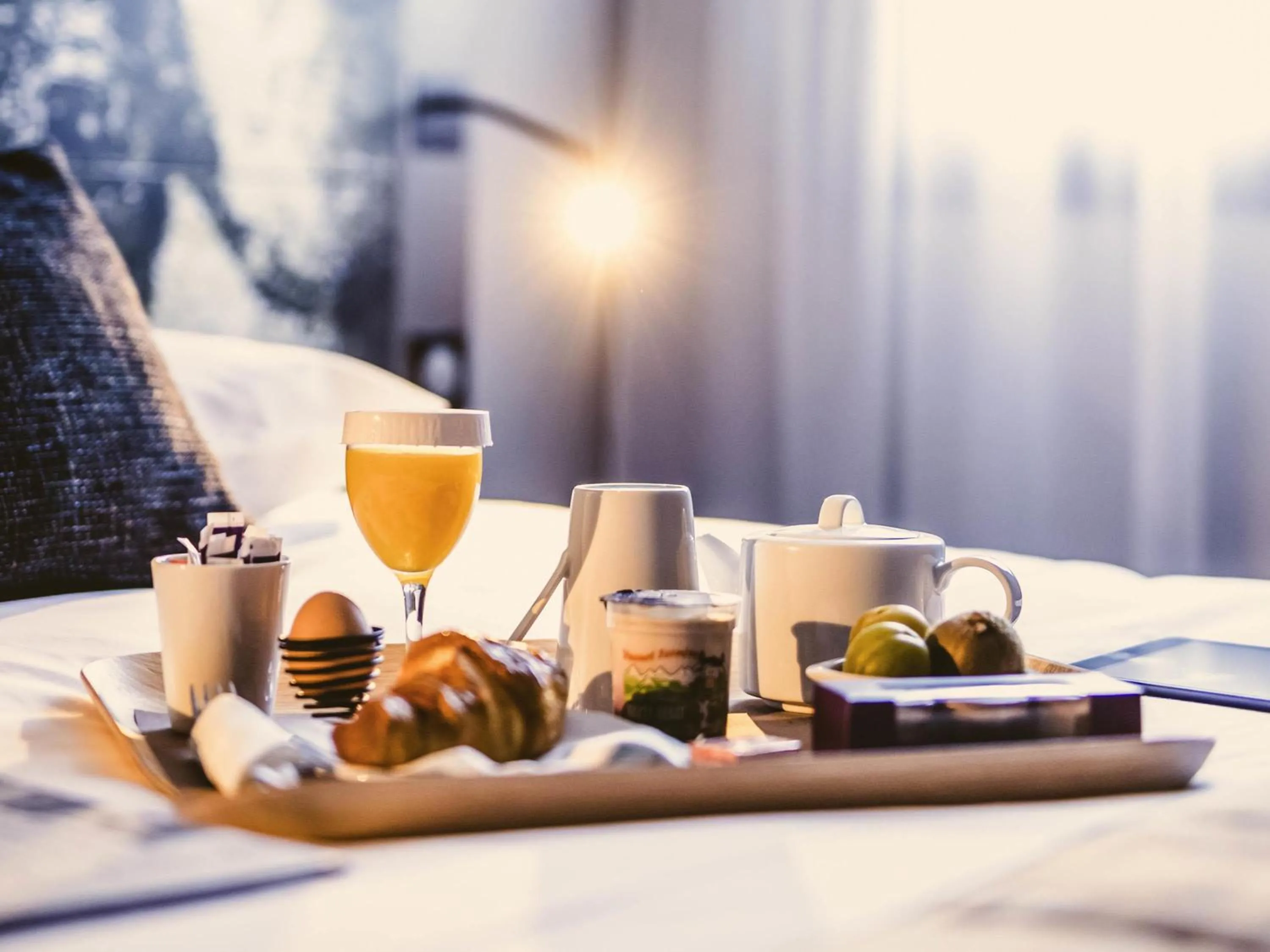 Bedroom in Mercure Pau Palais des Sports