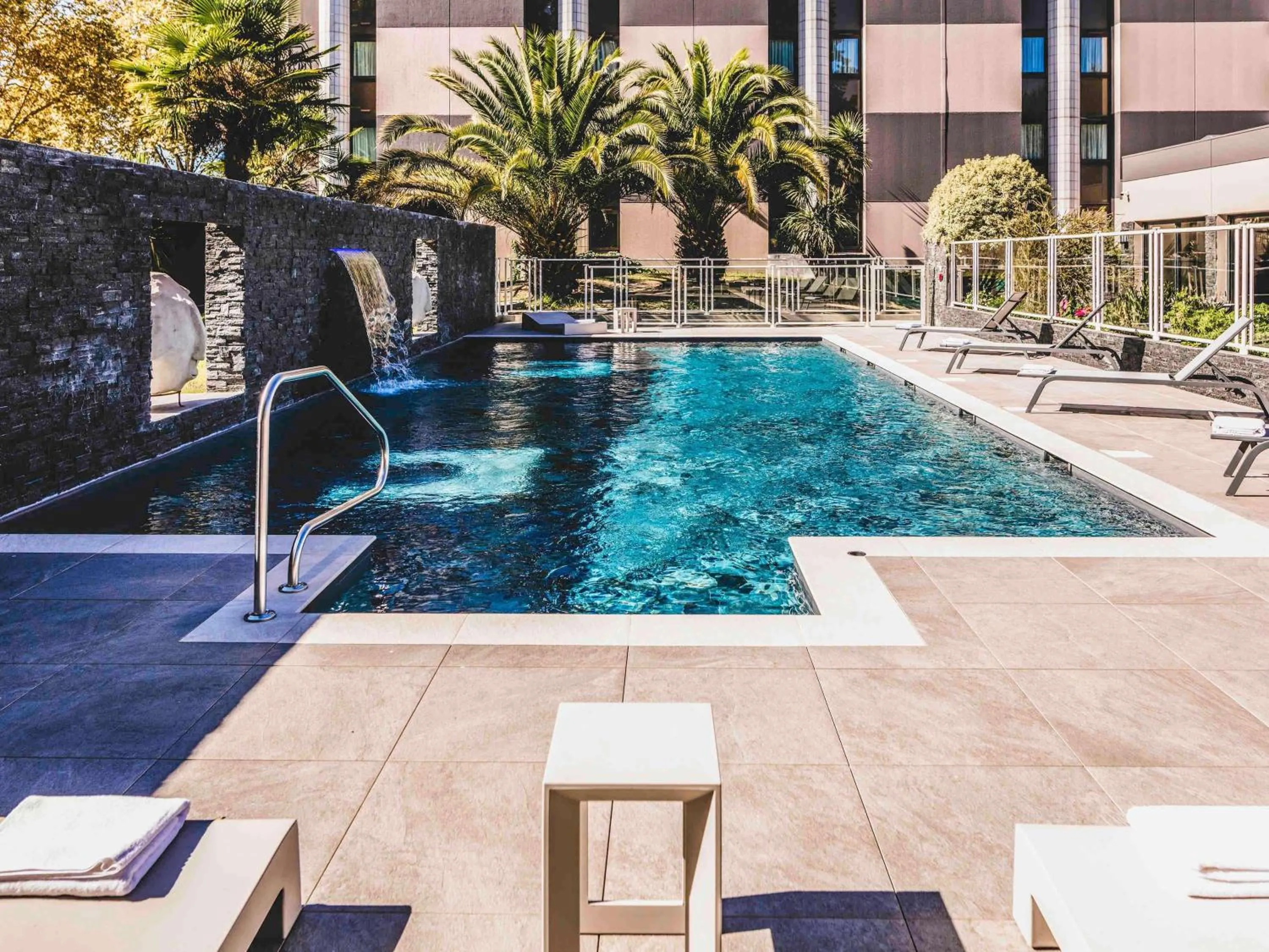 Property building in Mercure Pau Palais des Sports