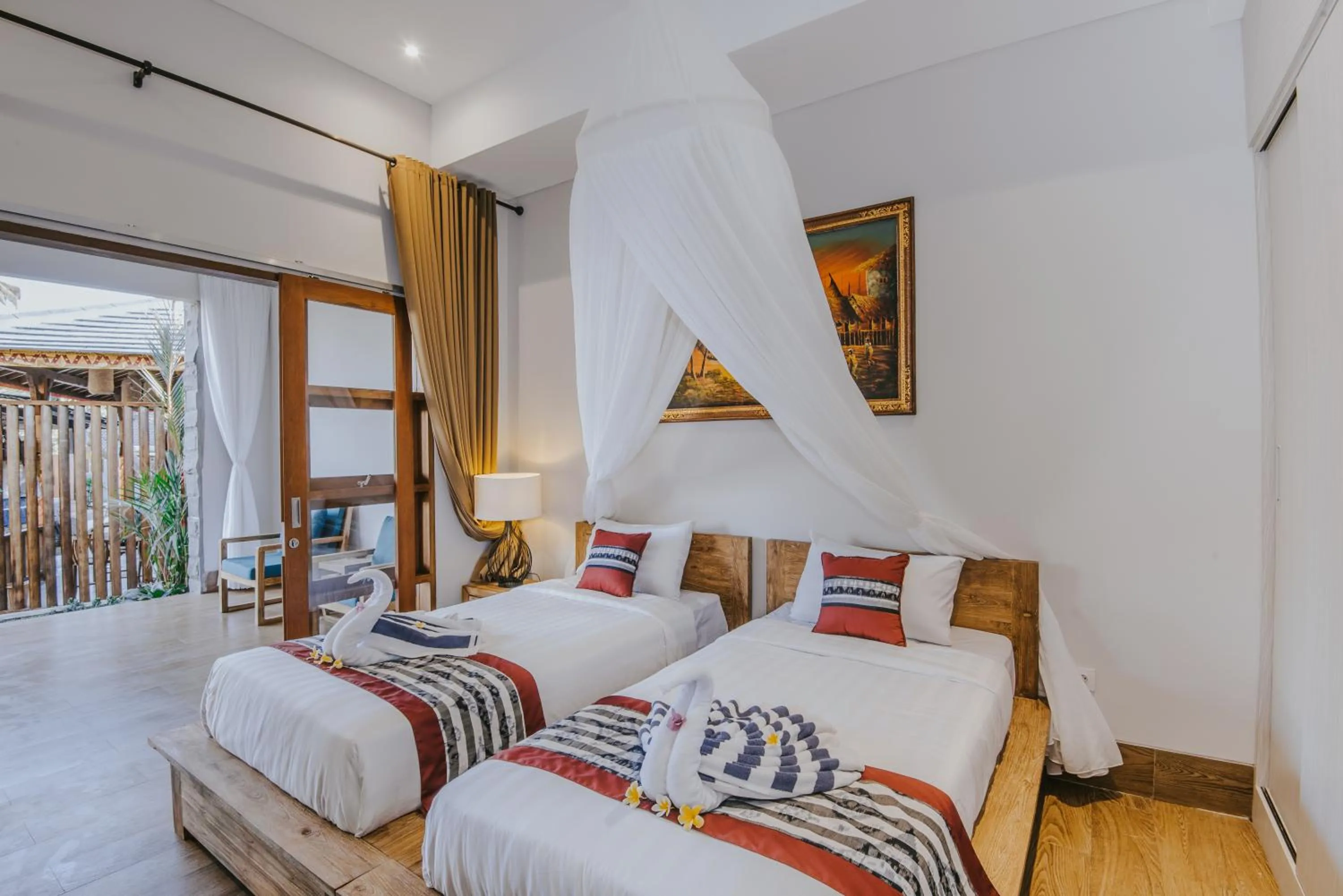 Bed in LGood Lembongan Island Villas
