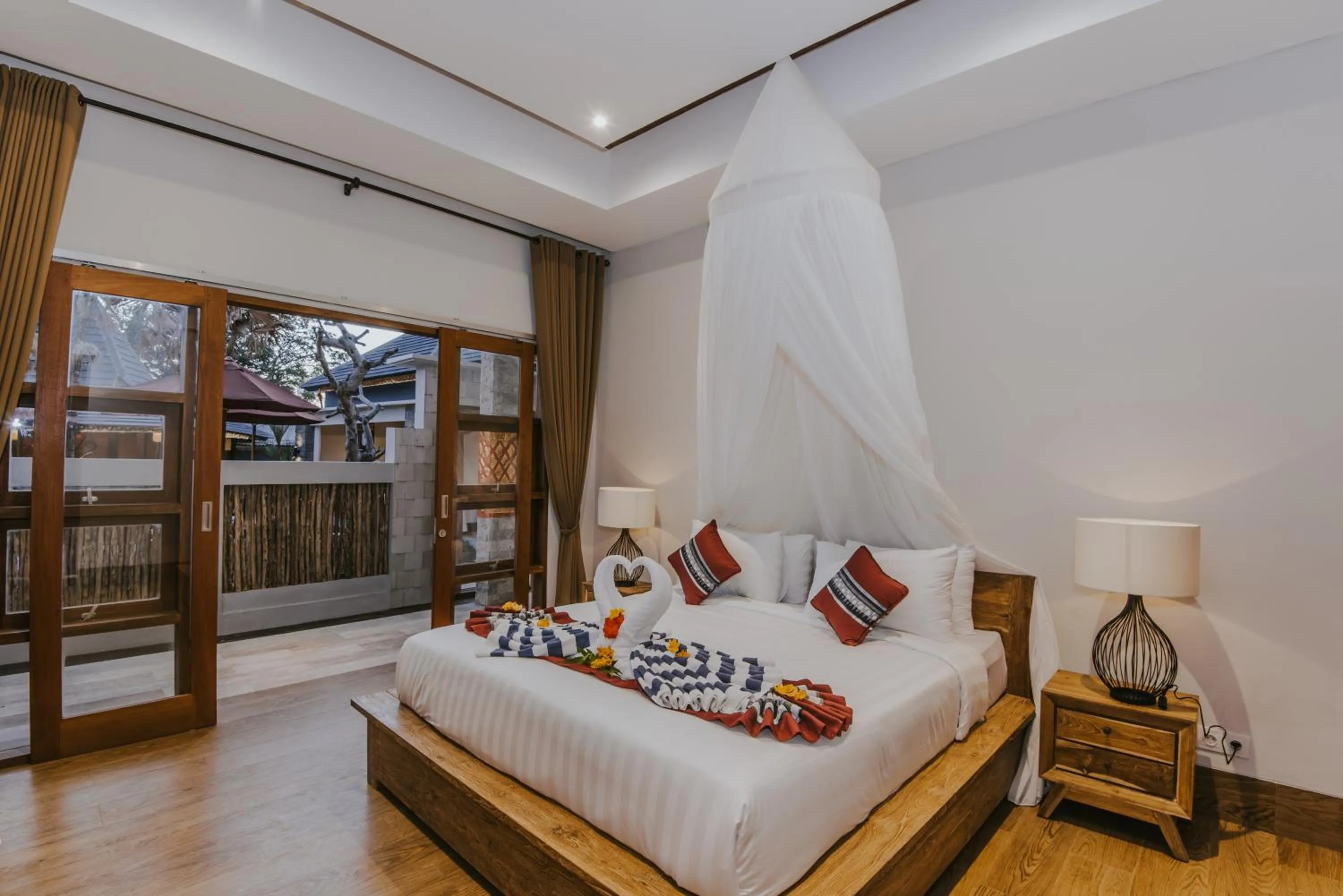 Bed in LGood Lembongan Island Villas