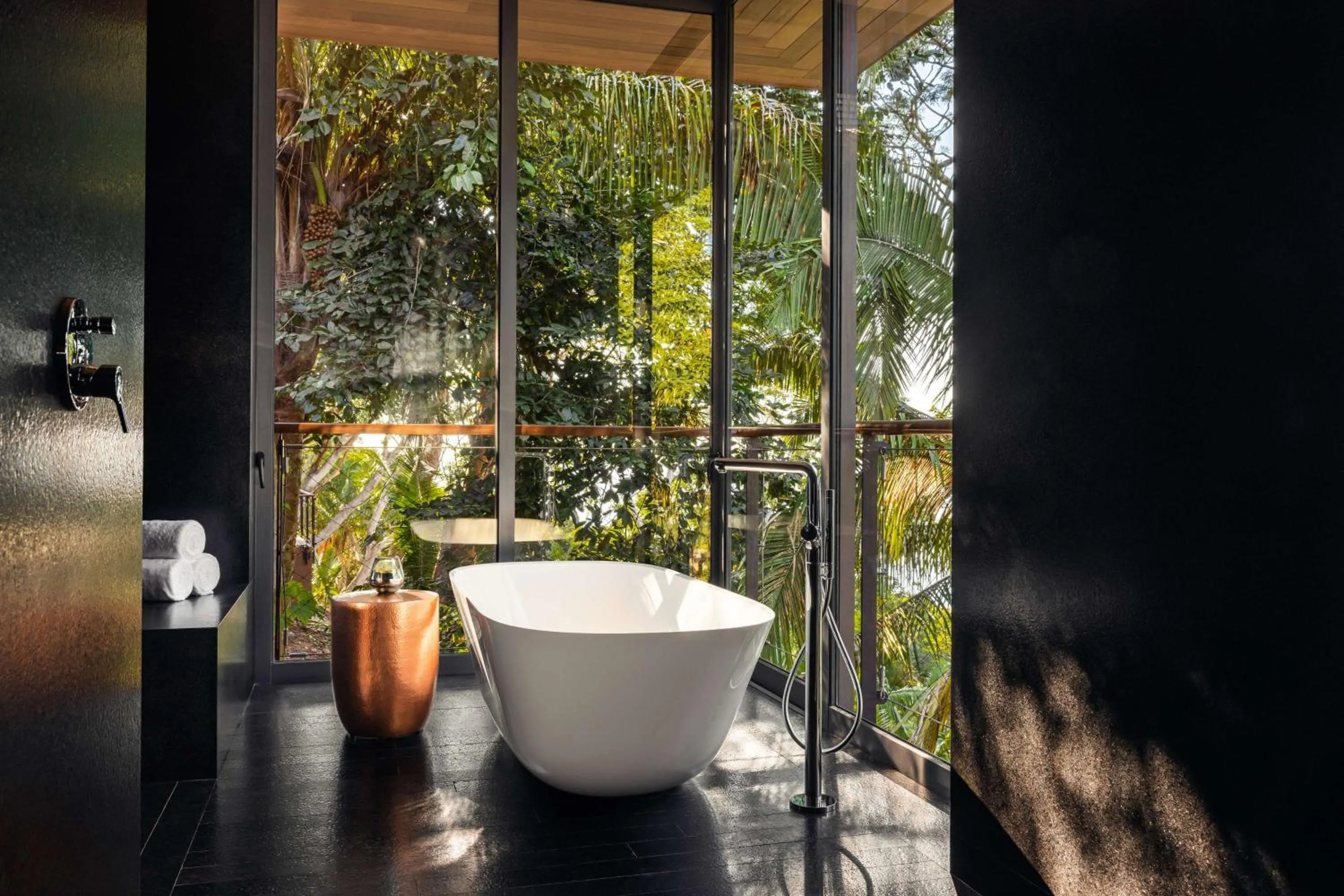 Bathroom in One&Only Mandarina