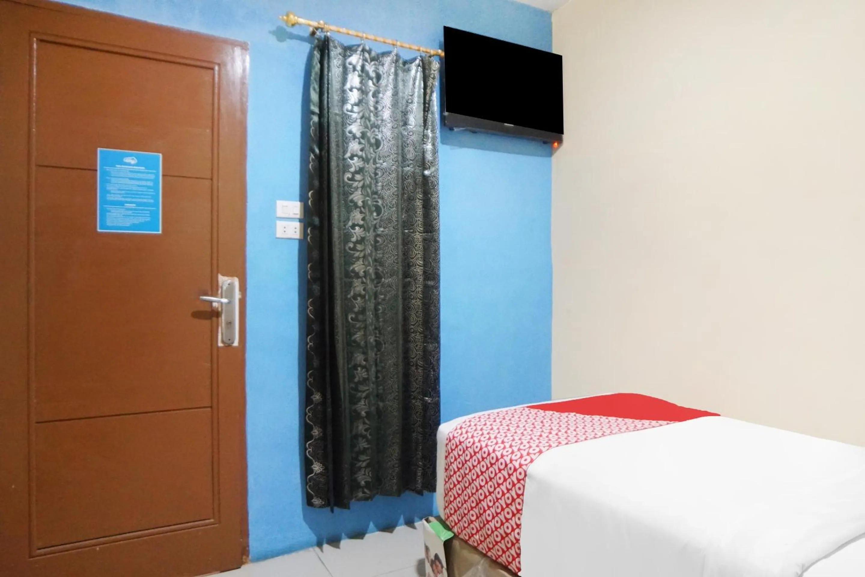 Bedroom, Bed in Hotel O Sky Residence Mawar