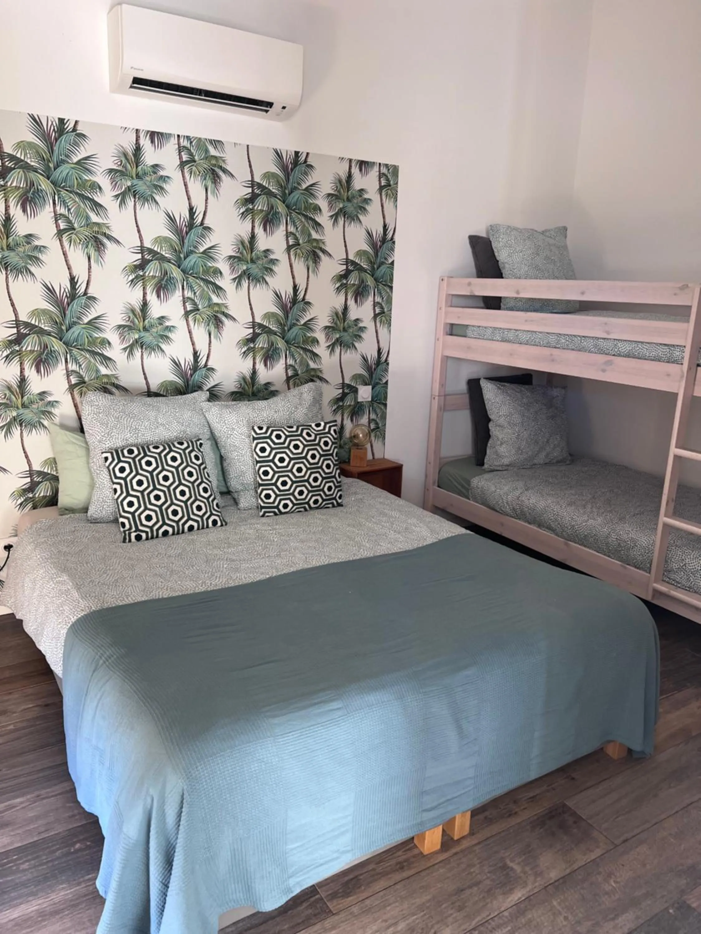 Bed in l'Orangerie de La Pontête