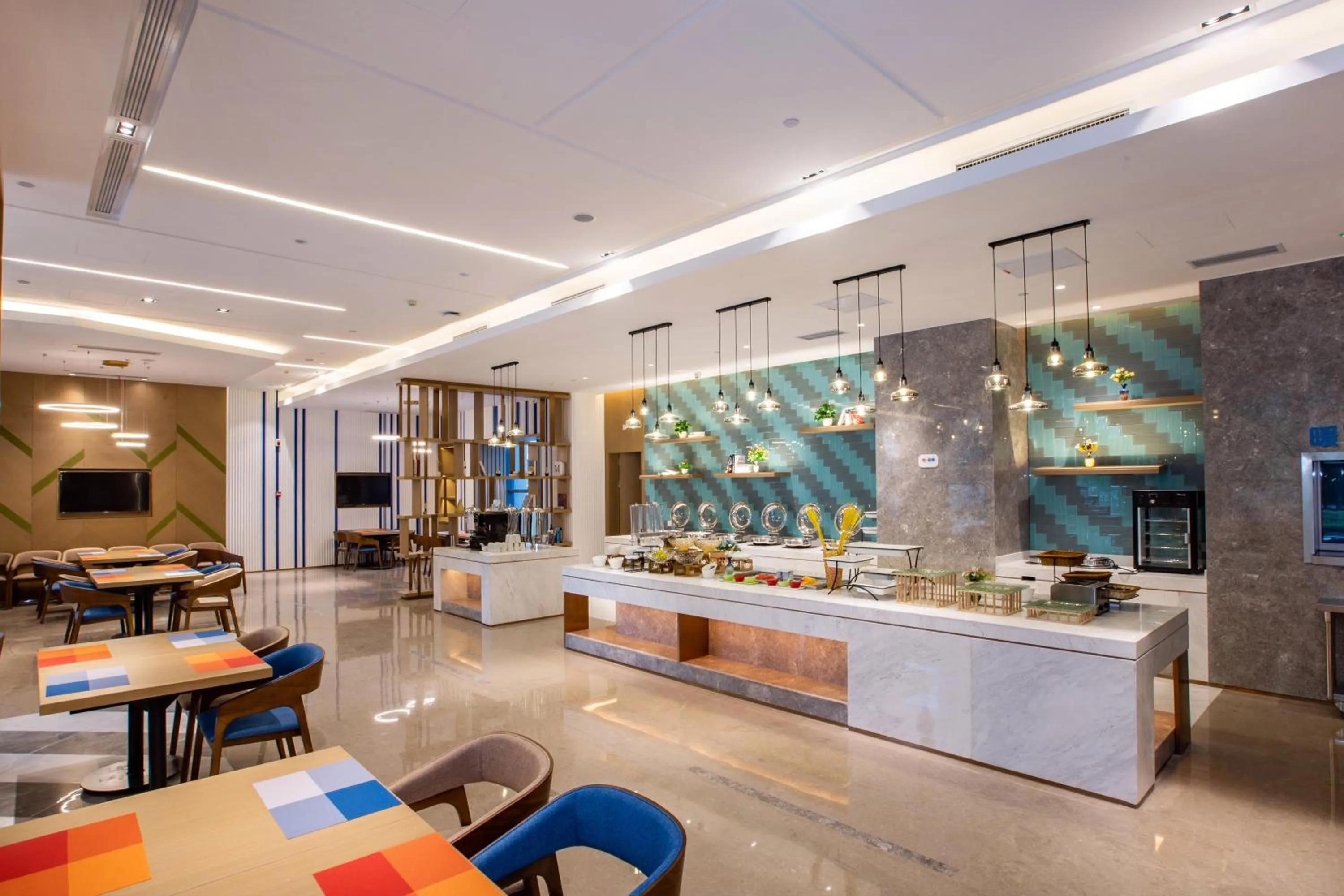 Restaurant/places to eat in Holiday Inn Express Changzhou Xinbei by IHG