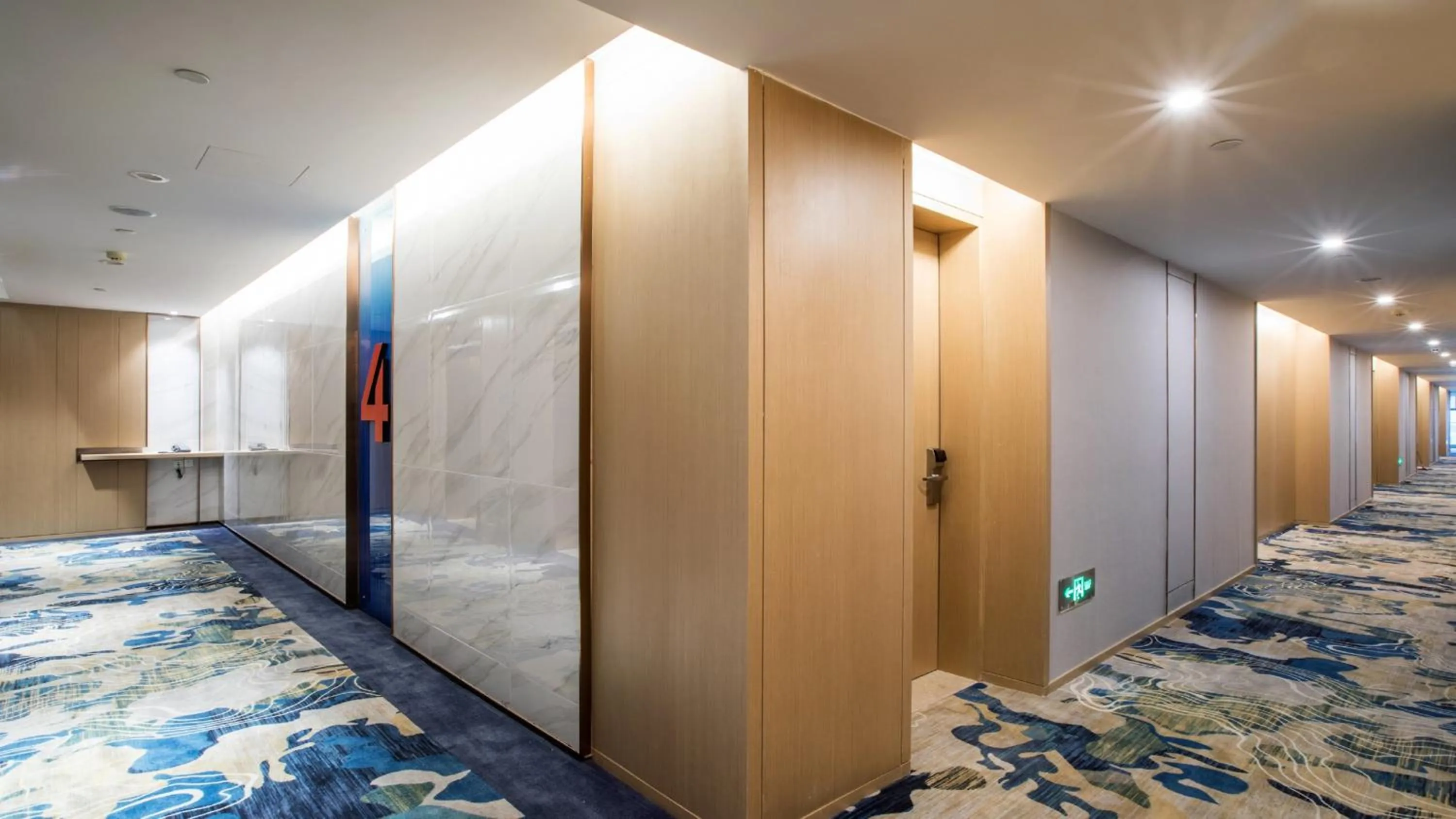 Lobby or reception, Bed in Holiday Inn Express Changzhou Xinbei by IHG