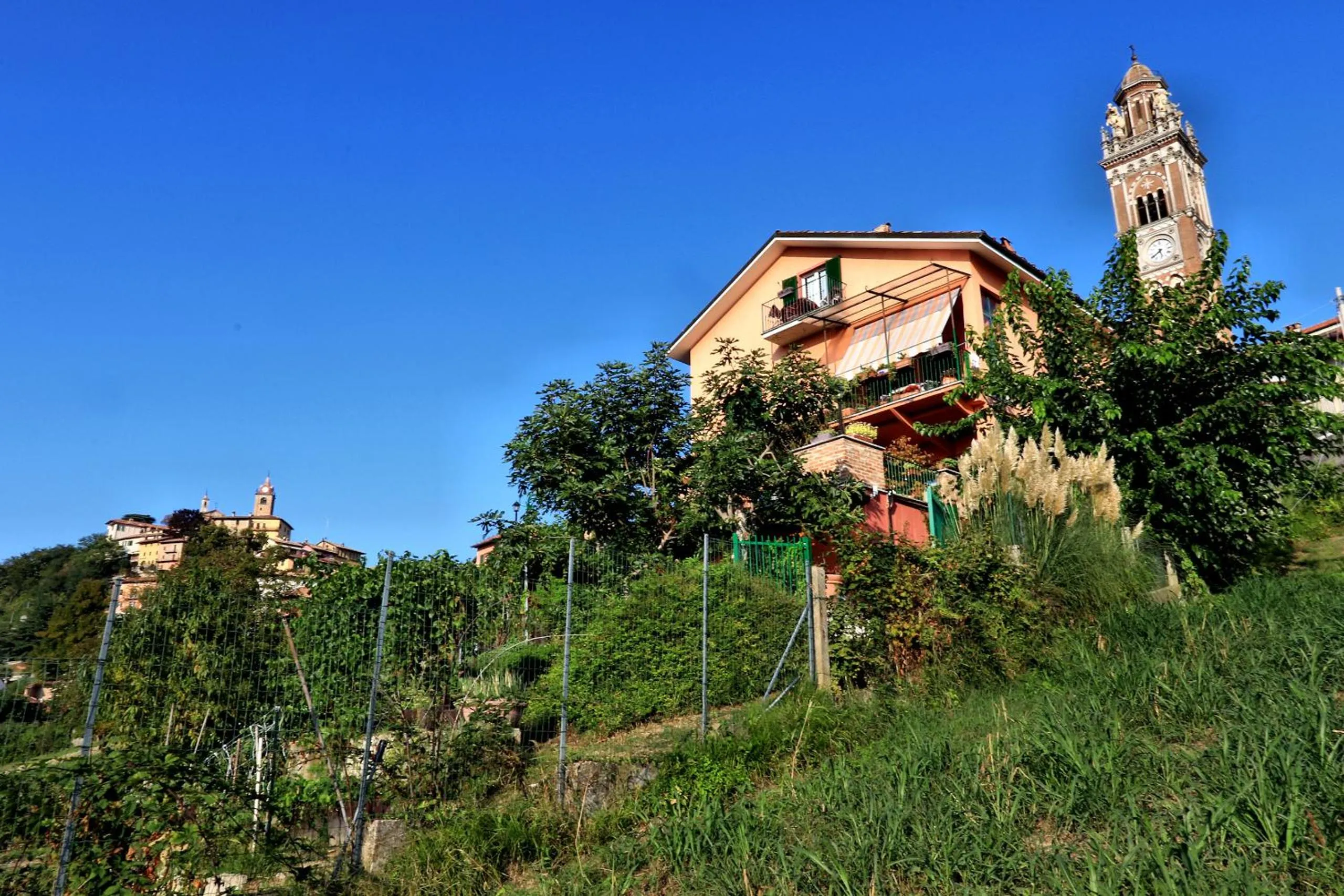 Property building in Felicin - Villa Stella