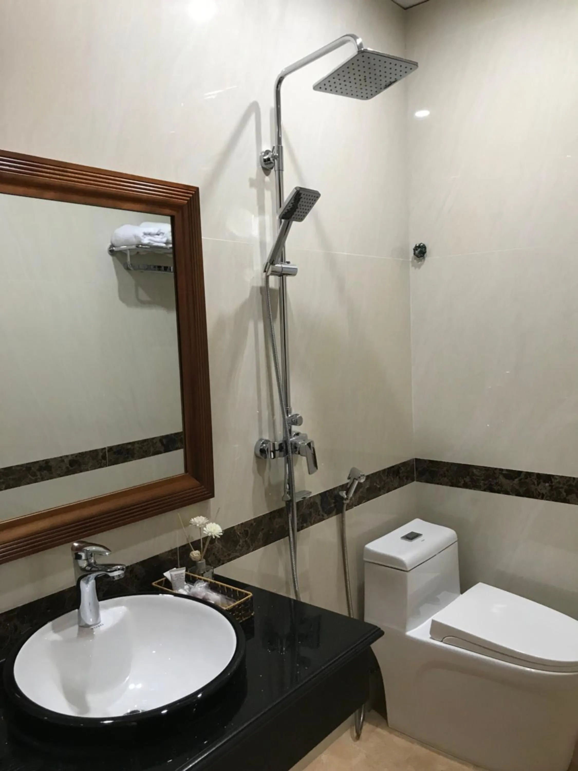 Bình Minh Riverside Hotel