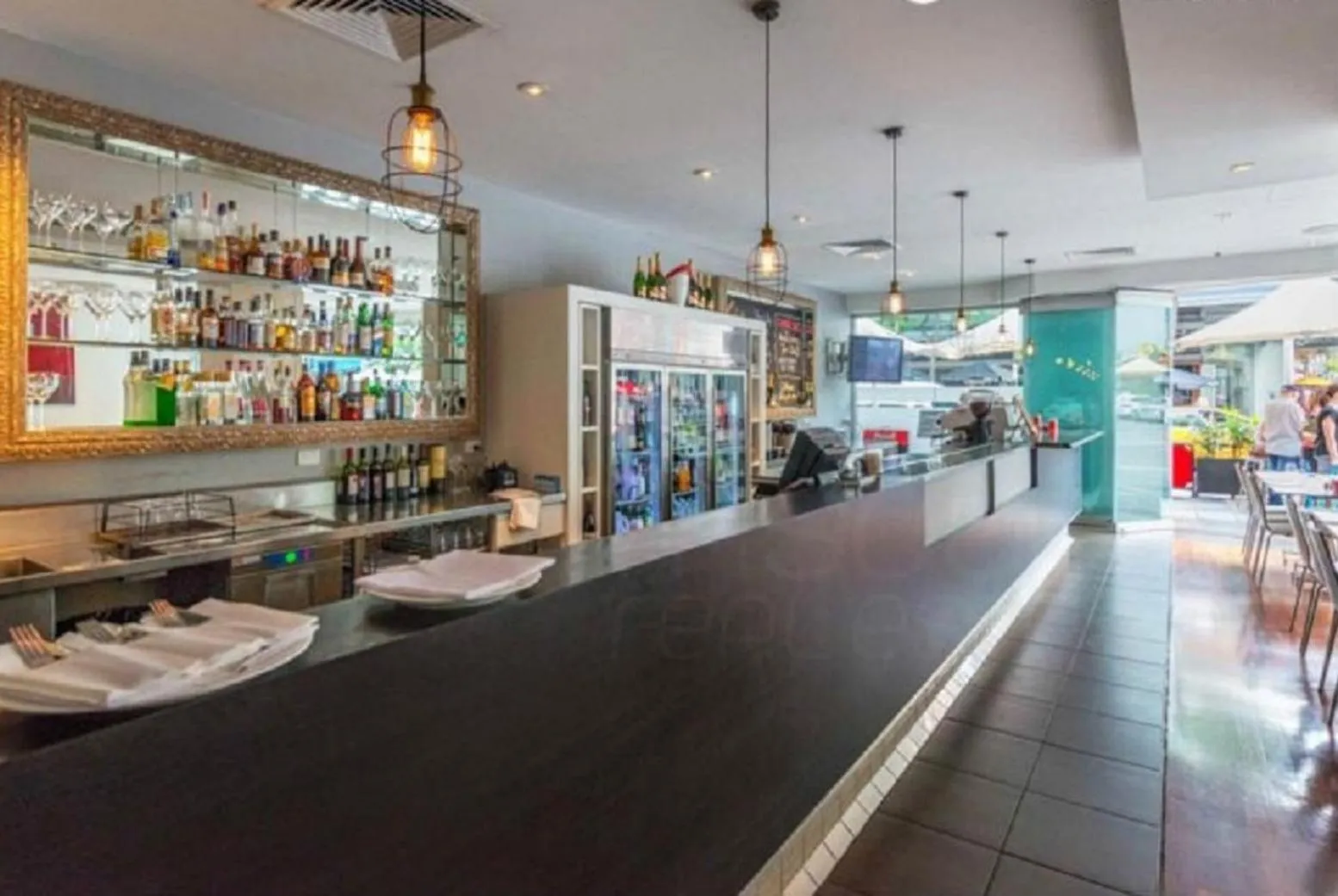 Restaurant/places to eat in S&P Apartments - Albert St