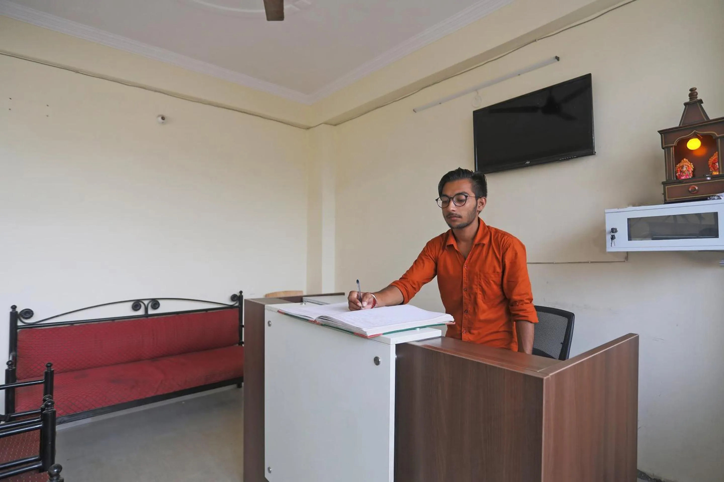 Lobby or reception in Hotel O A P Residency