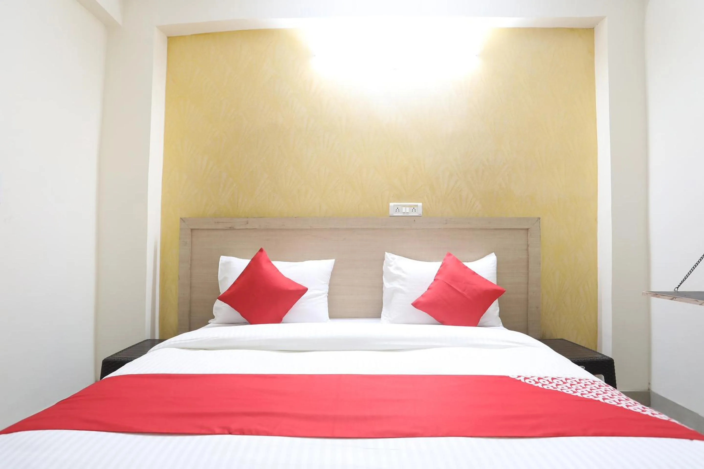 Bedroom, Bed in Hotel O A P Residency