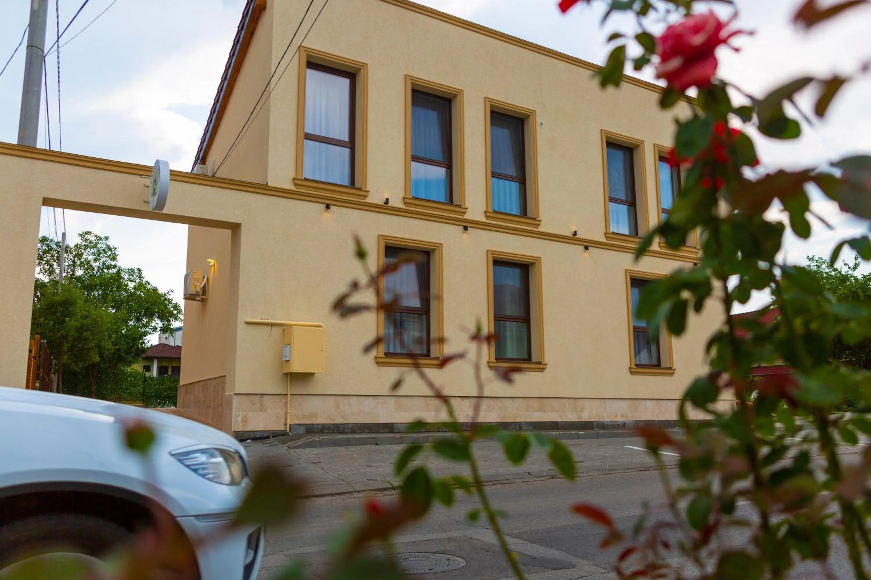 Property building in Casa cu Nuc