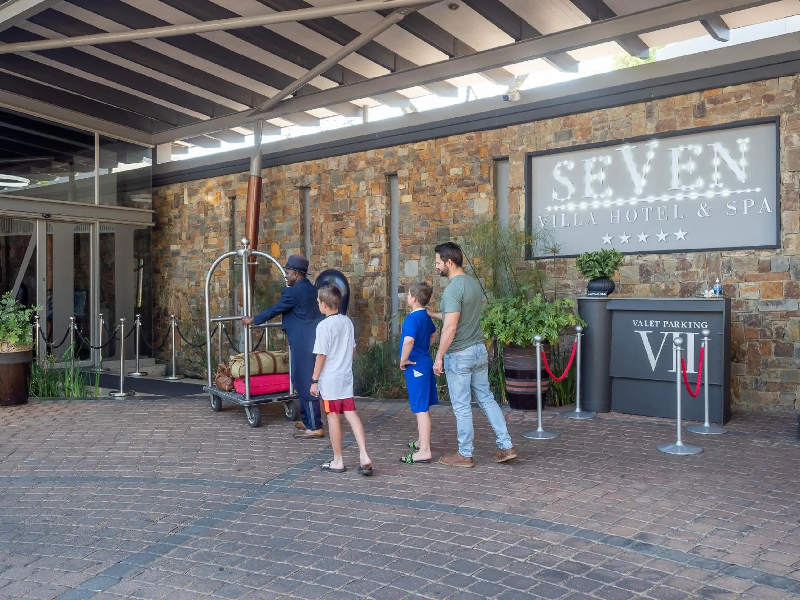 concierge in Seven Villa Hotel & Spa