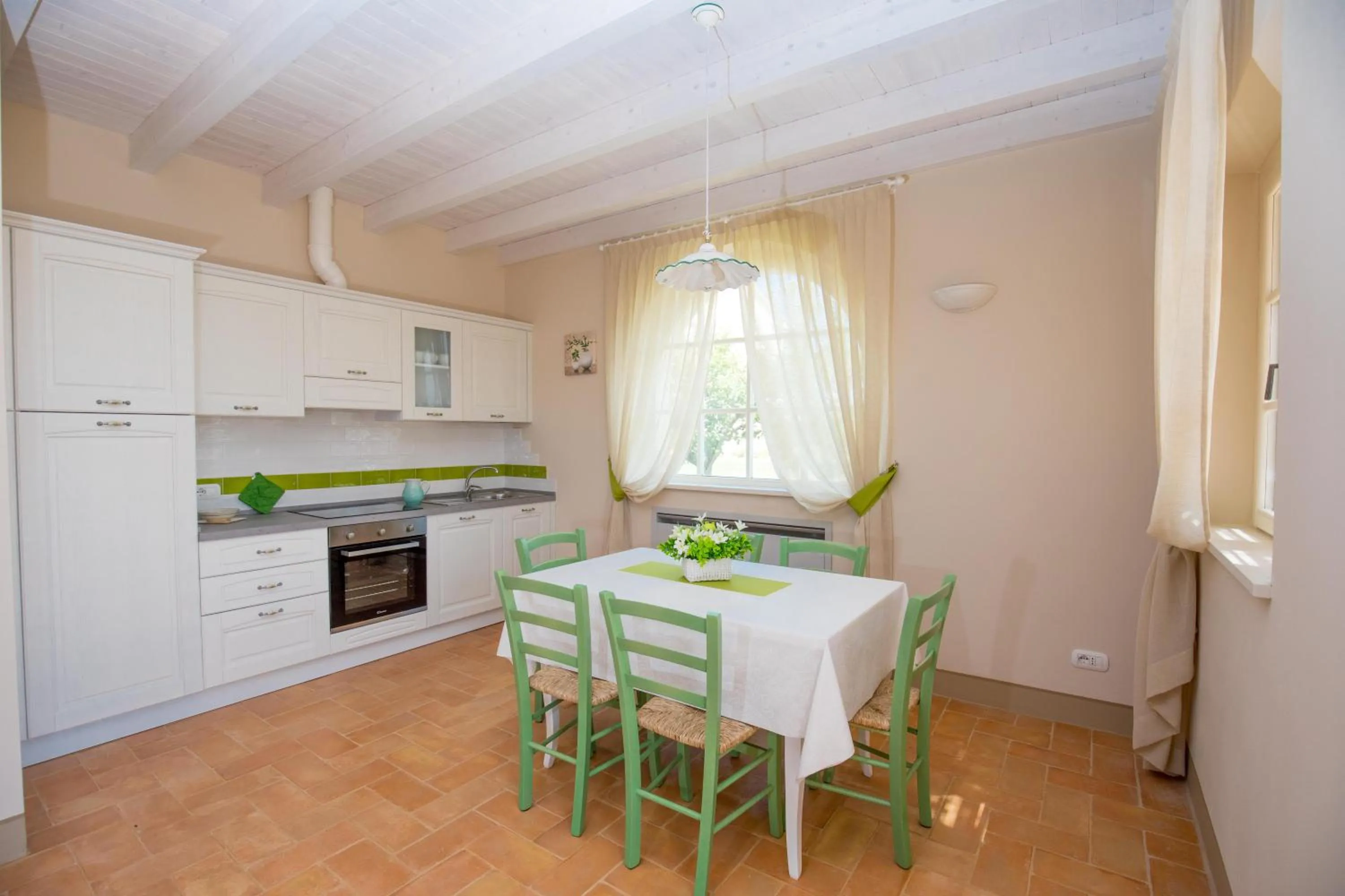 Kitchen or kitchenette in Agriturismo Colle Oliveto