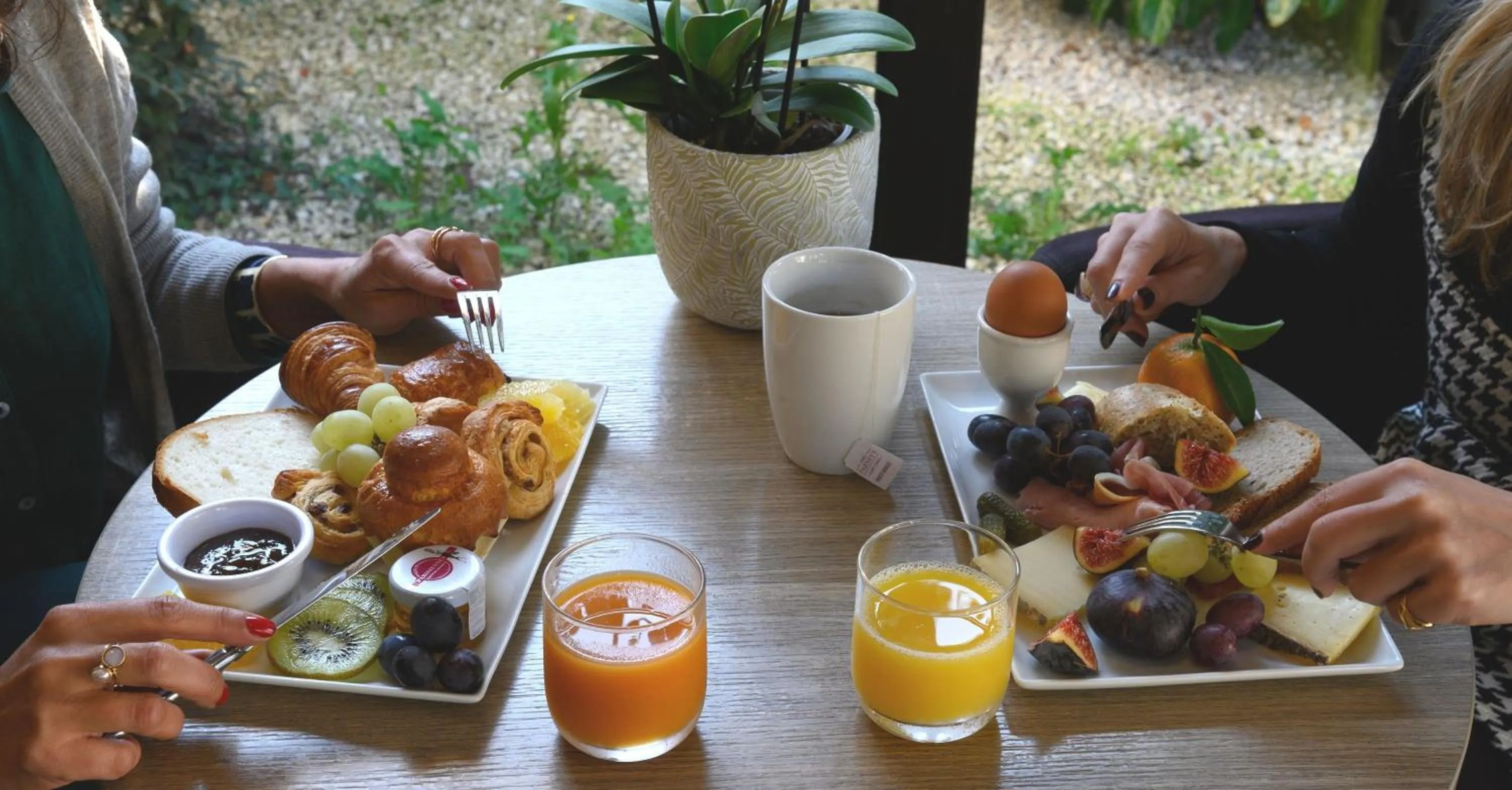 Breakfast in Hôtel Quorum