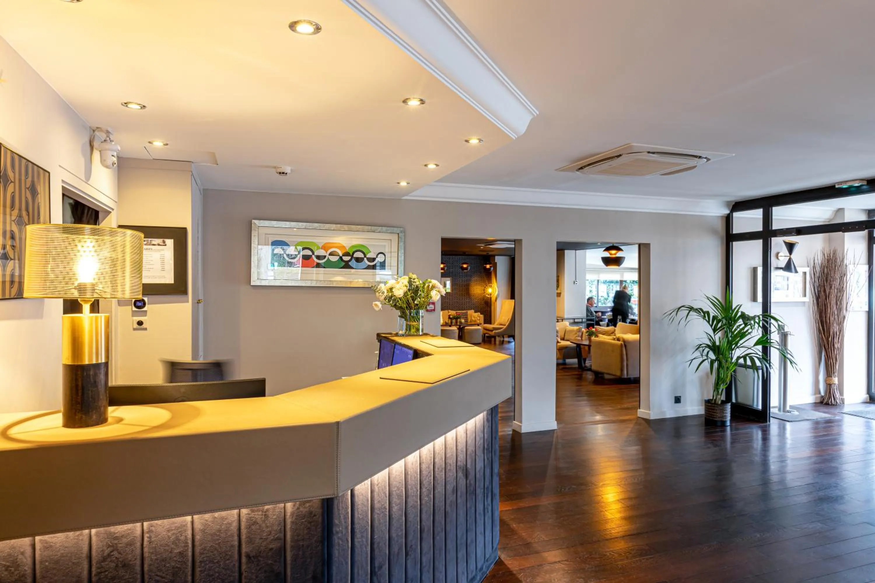 Lobby or reception in Hôtel Quorum