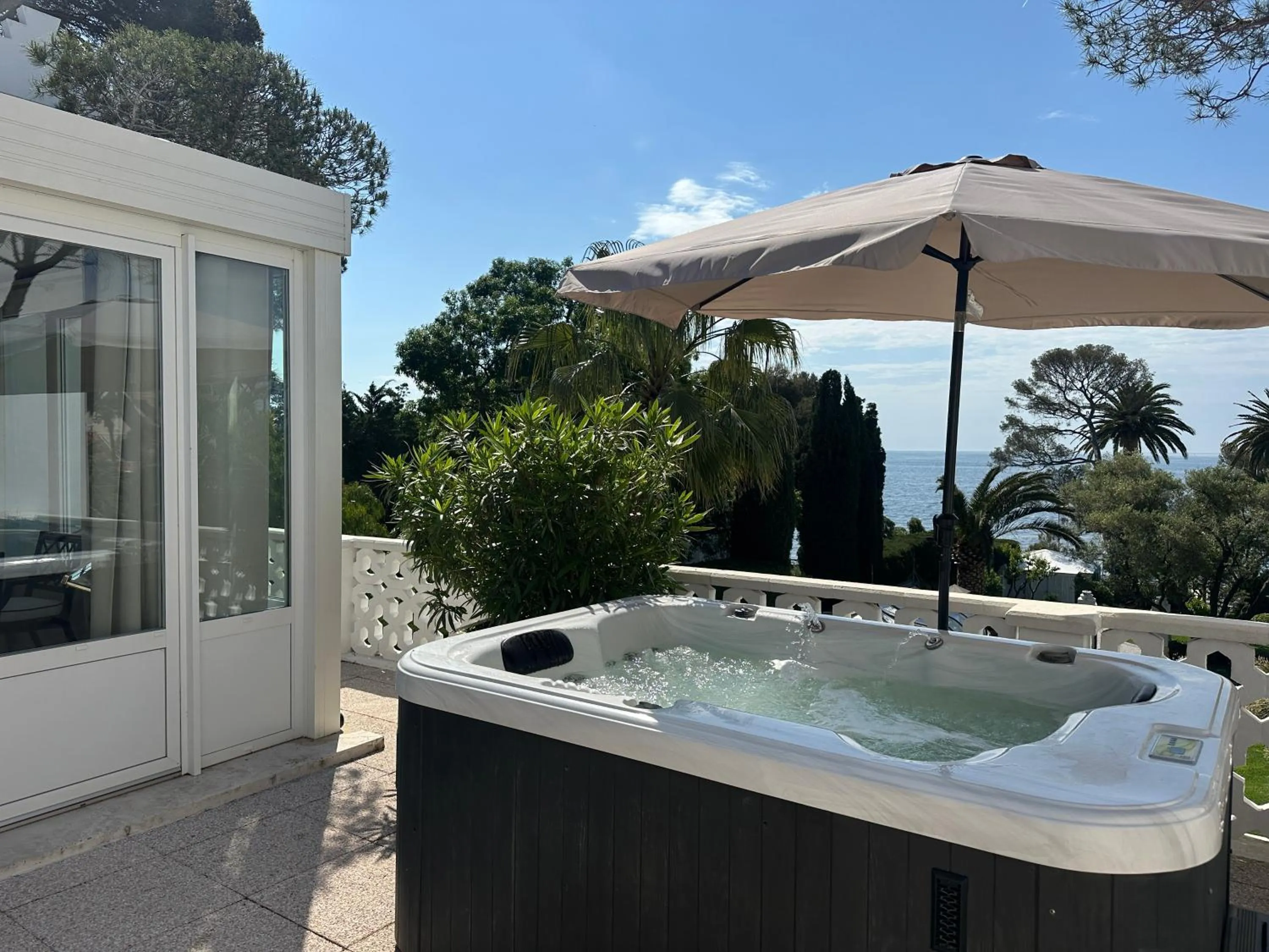 Patio in La Villa Mauresque