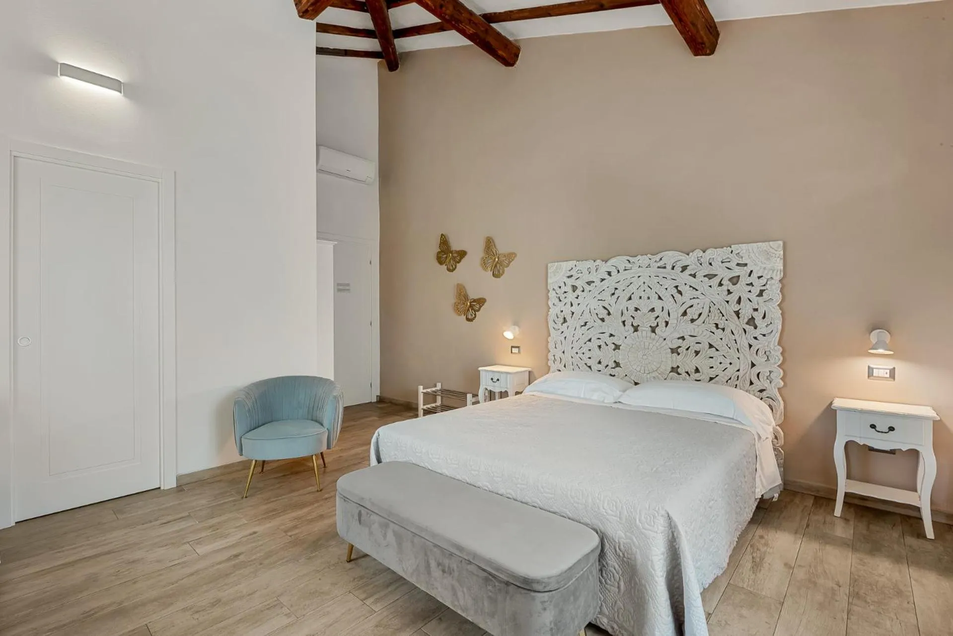 Bed in VISTALAGO VERSILIA