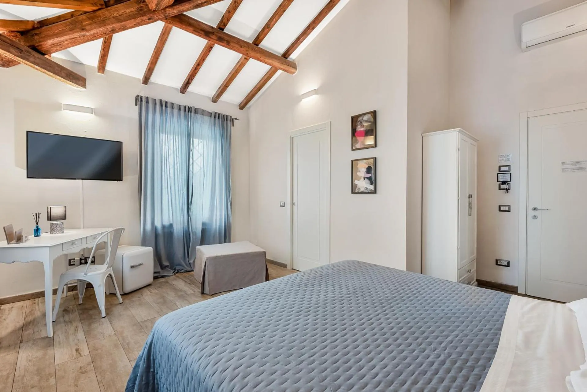 Bed in VISTALAGO VERSILIA