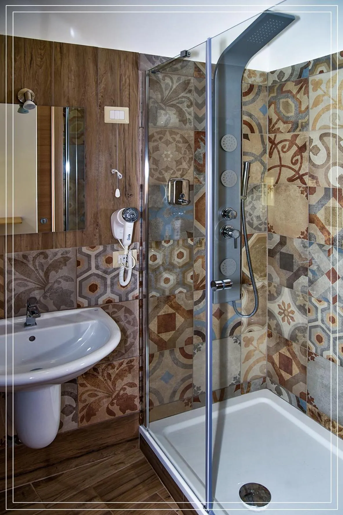 Shower in B&B Sicily