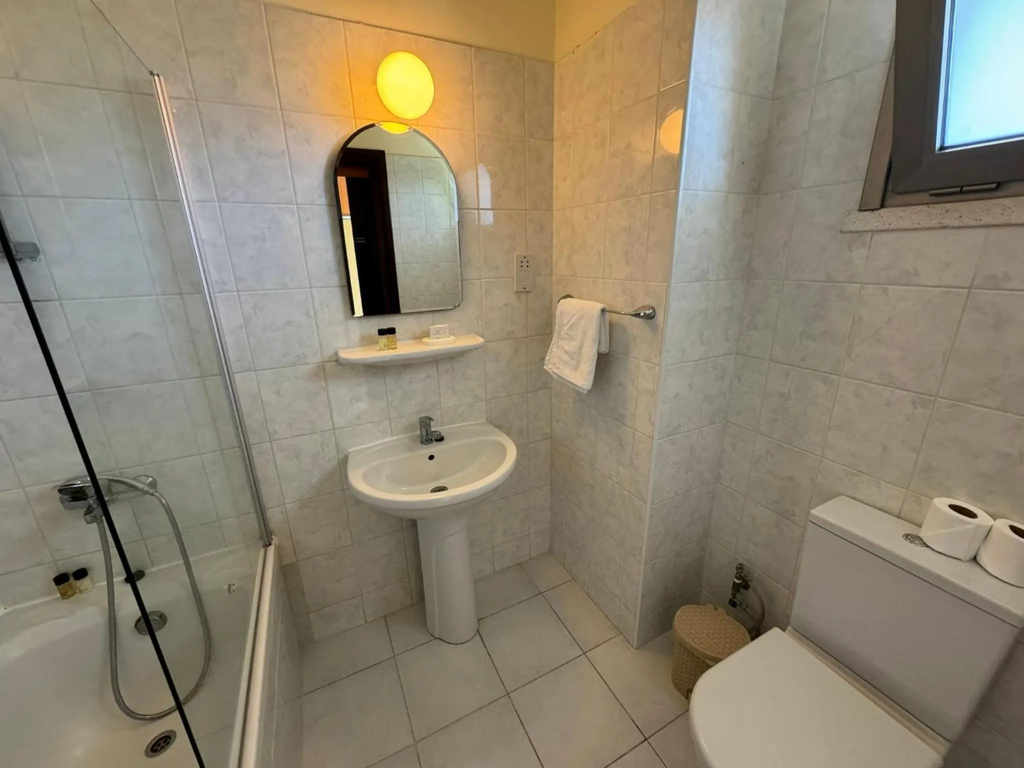 Bathroom in High Life