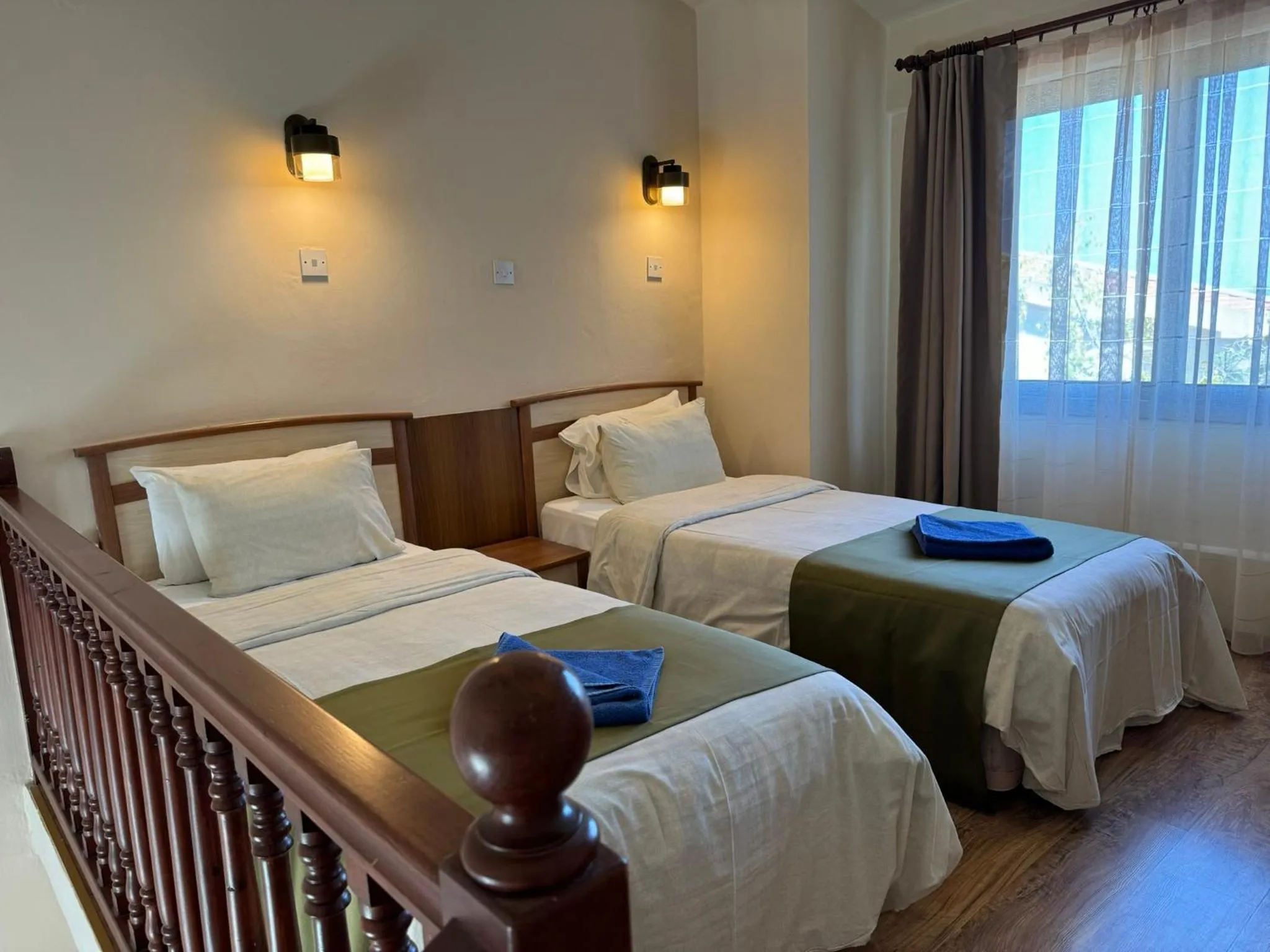 Bedroom, Bed in High Life