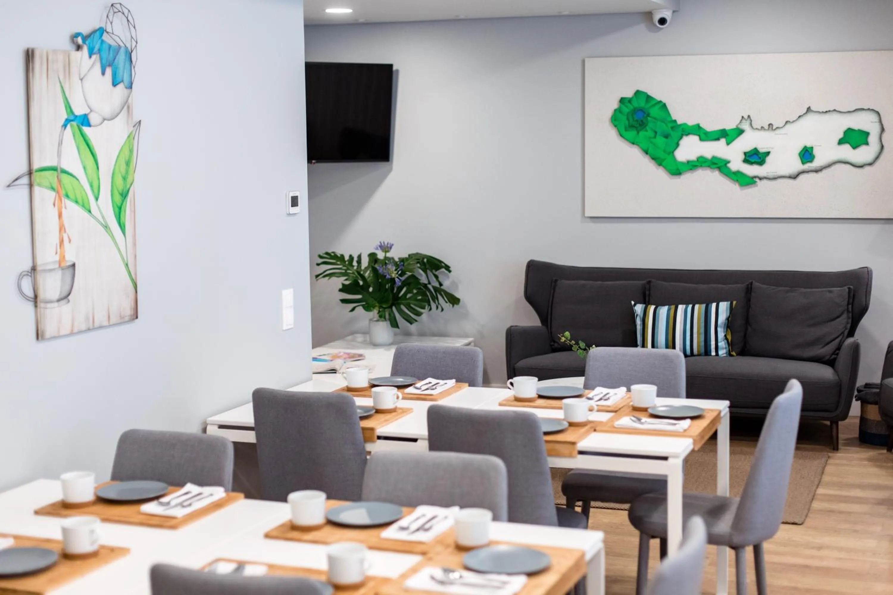 Breakfast in Ilha Hostel & Suites