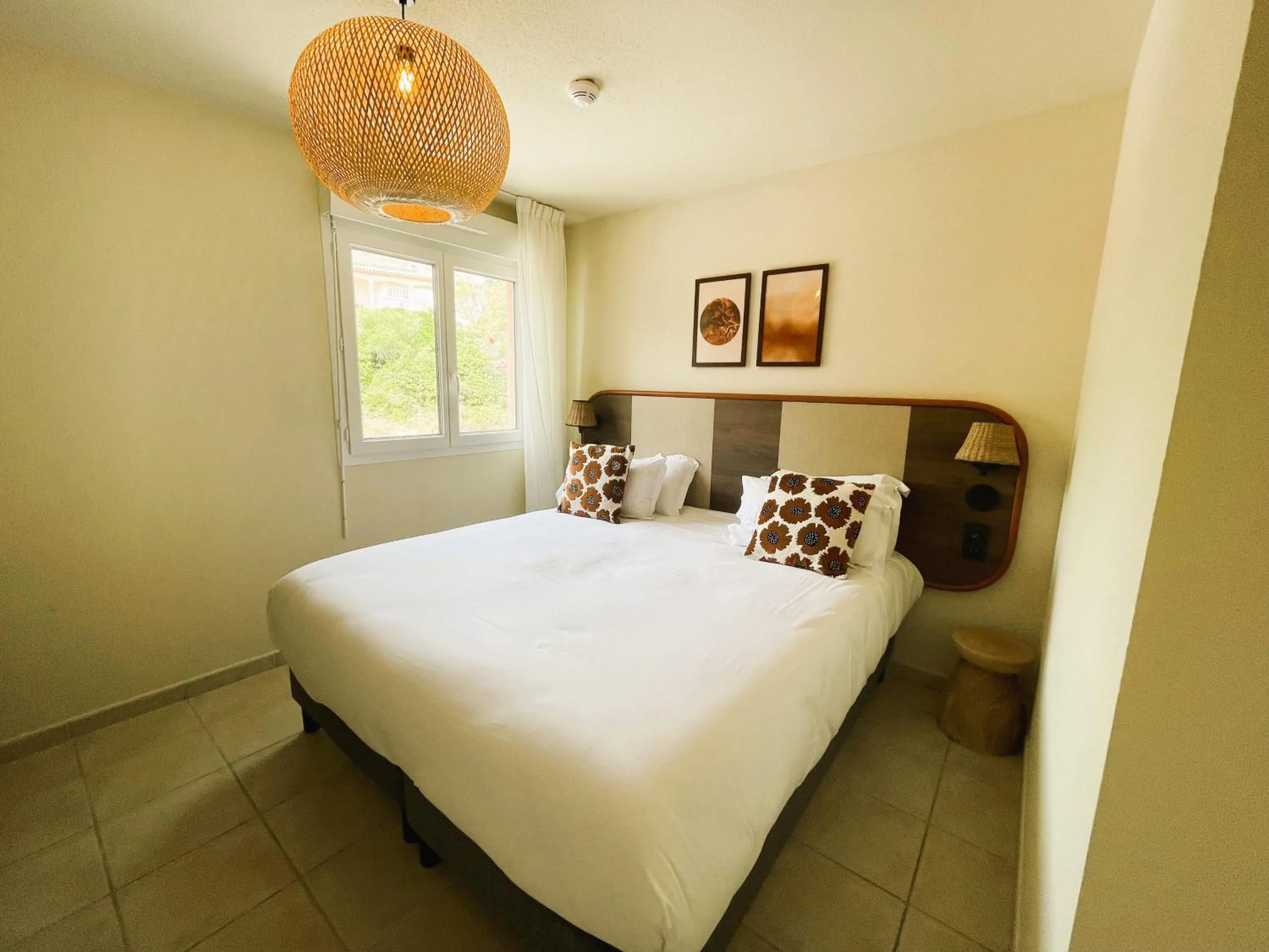 Photo of the whole room, Bed in Hôtel Golf Fontcaude