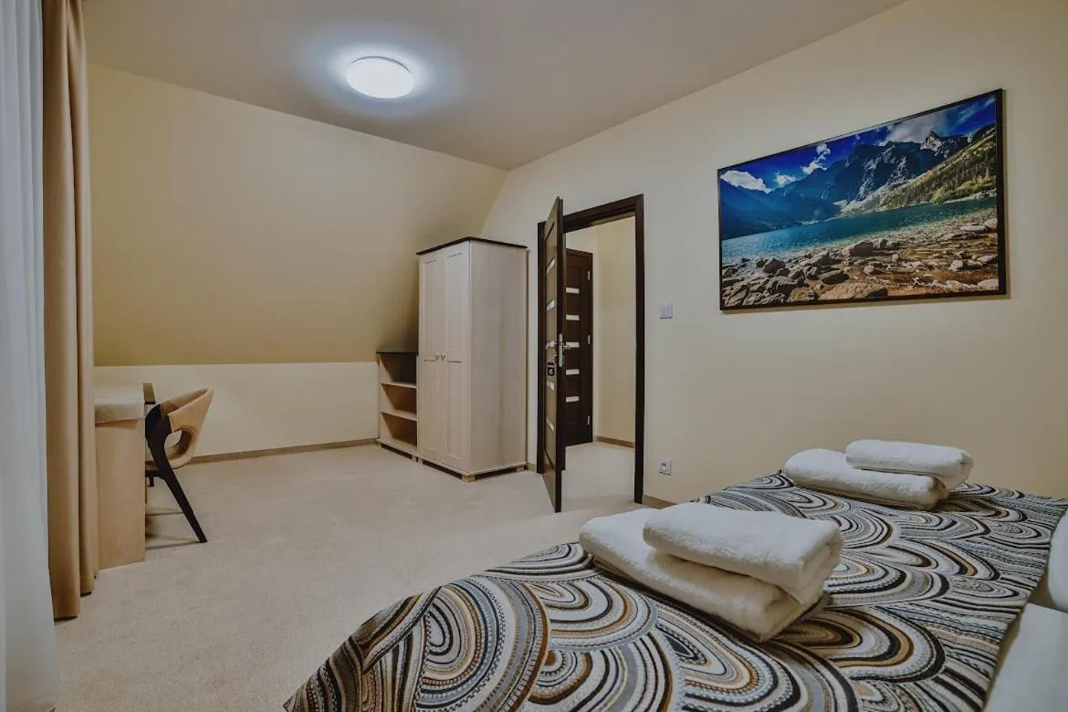 Bed in Willa & DOM-BLACH