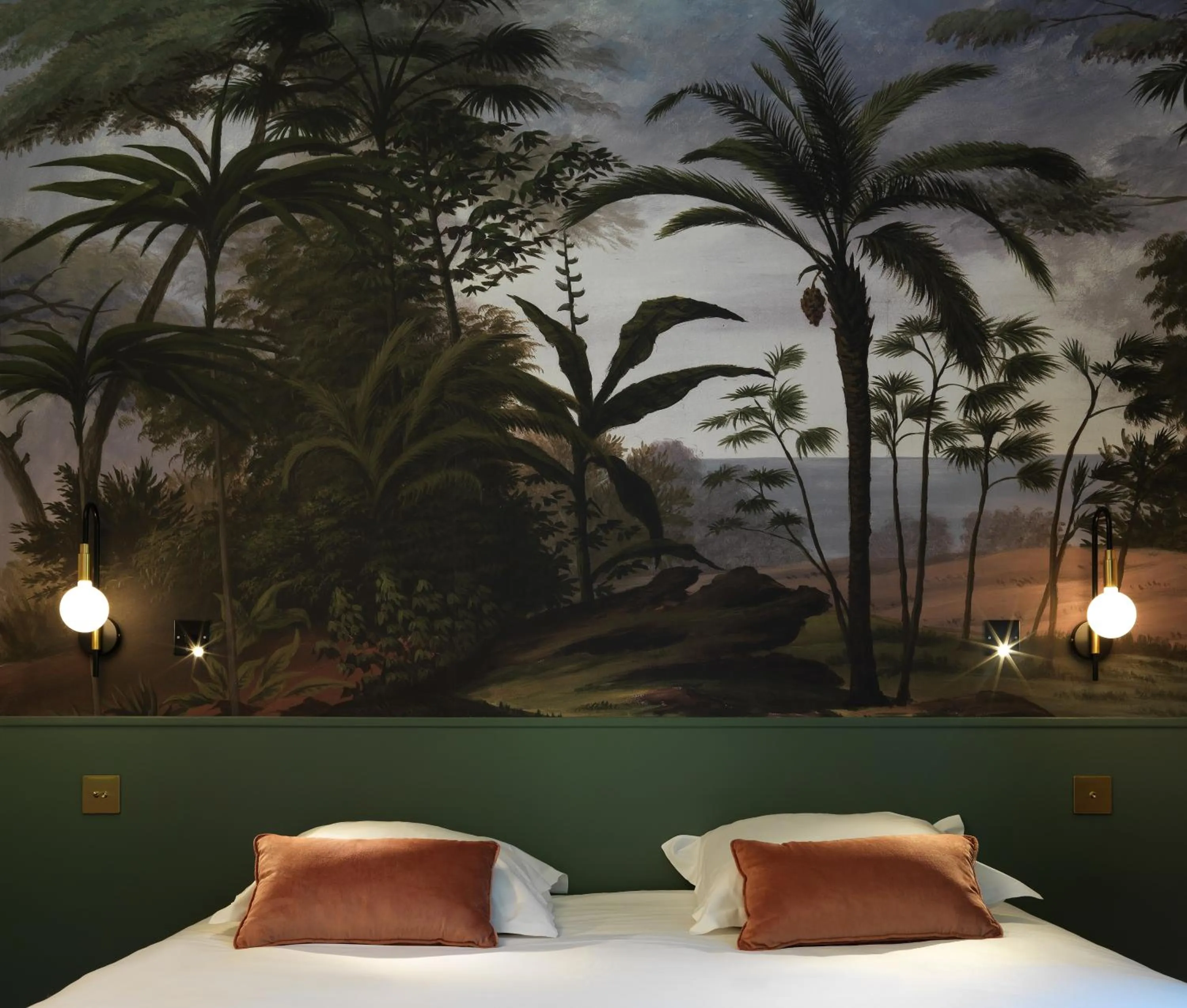 Bedroom, Bed in Le Palace De Menthon