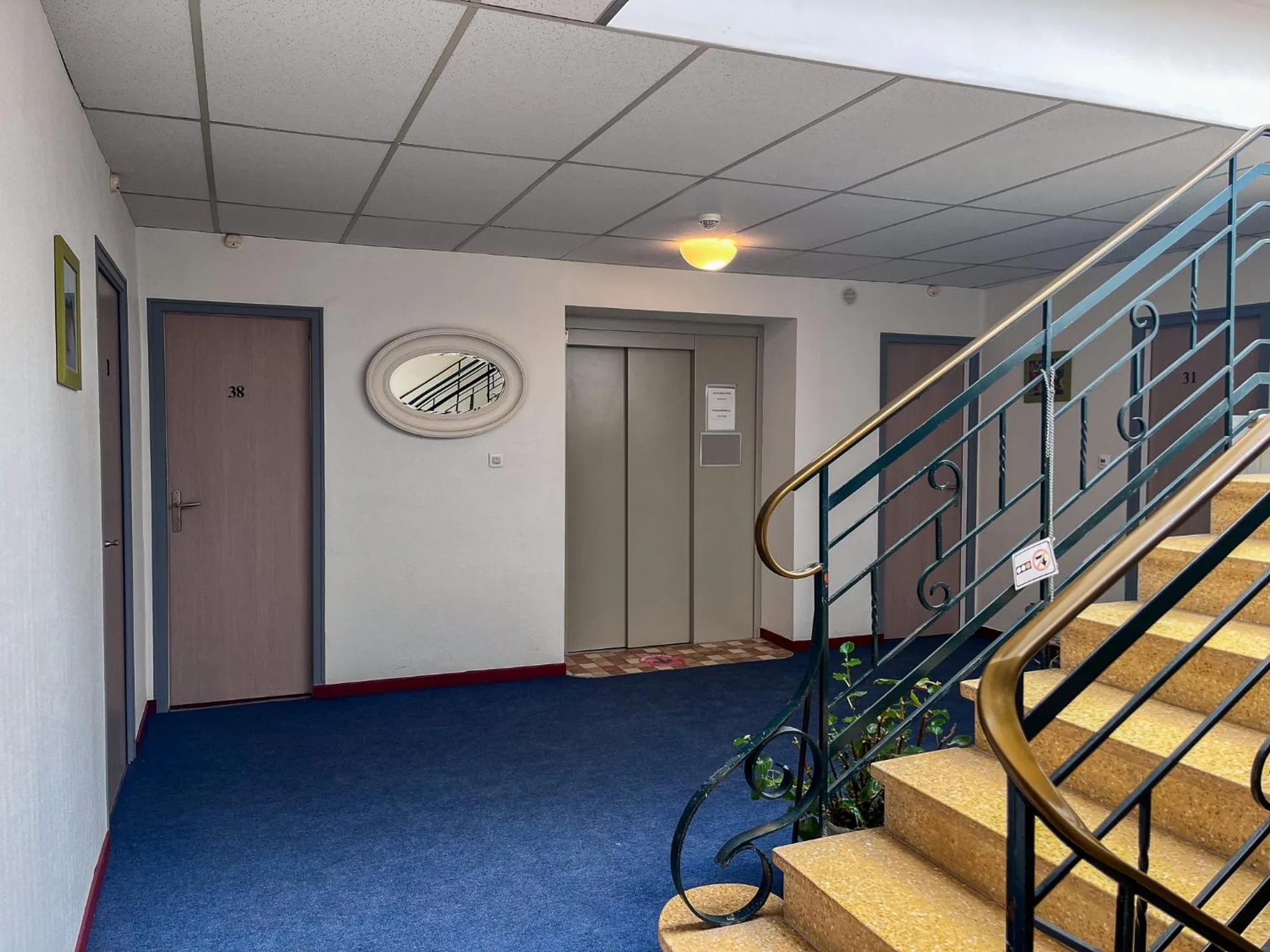 Le National Sète Centre Gare,Ascenseur