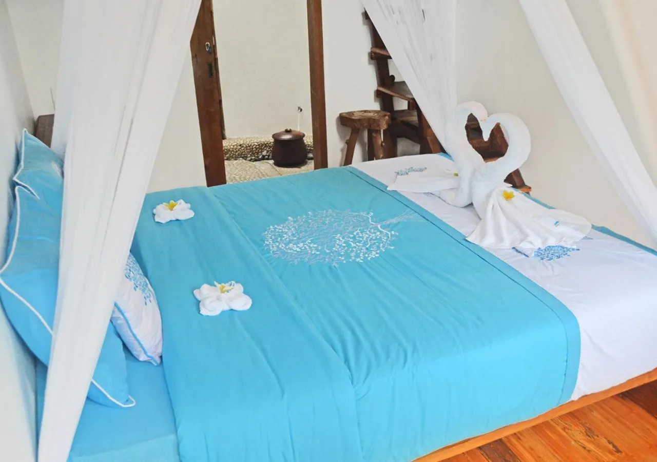 Bedroom, Bed in Lagoona Beach Bungalows - Eco Bungalows Batukaras