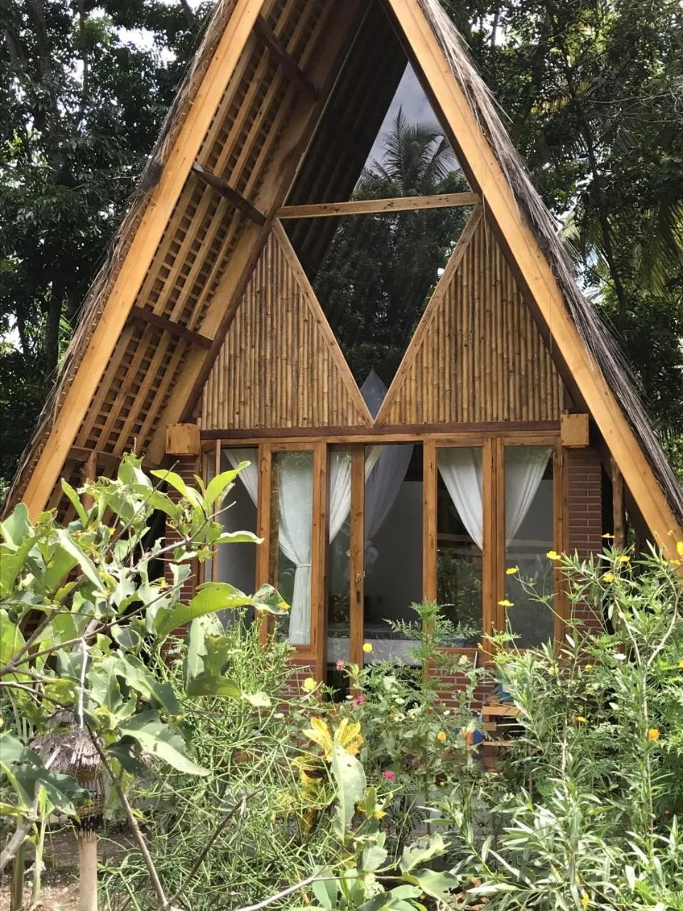 Property building in Lagoona Beach Bungalows - Eco Bungalows Batukaras