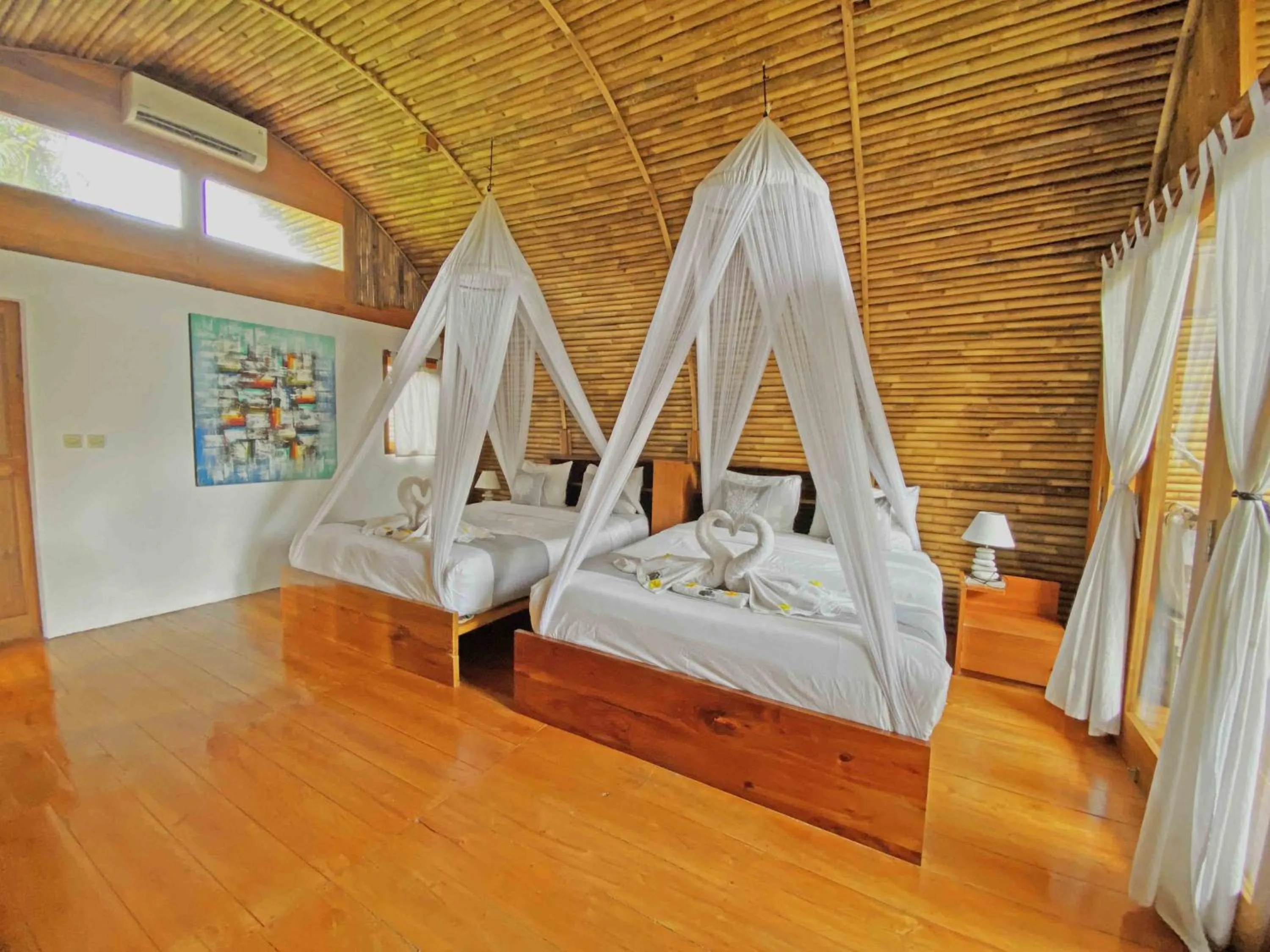 Bedroom, Bed in Lagoona Beach Bungalows - Eco Bungalows Batukaras