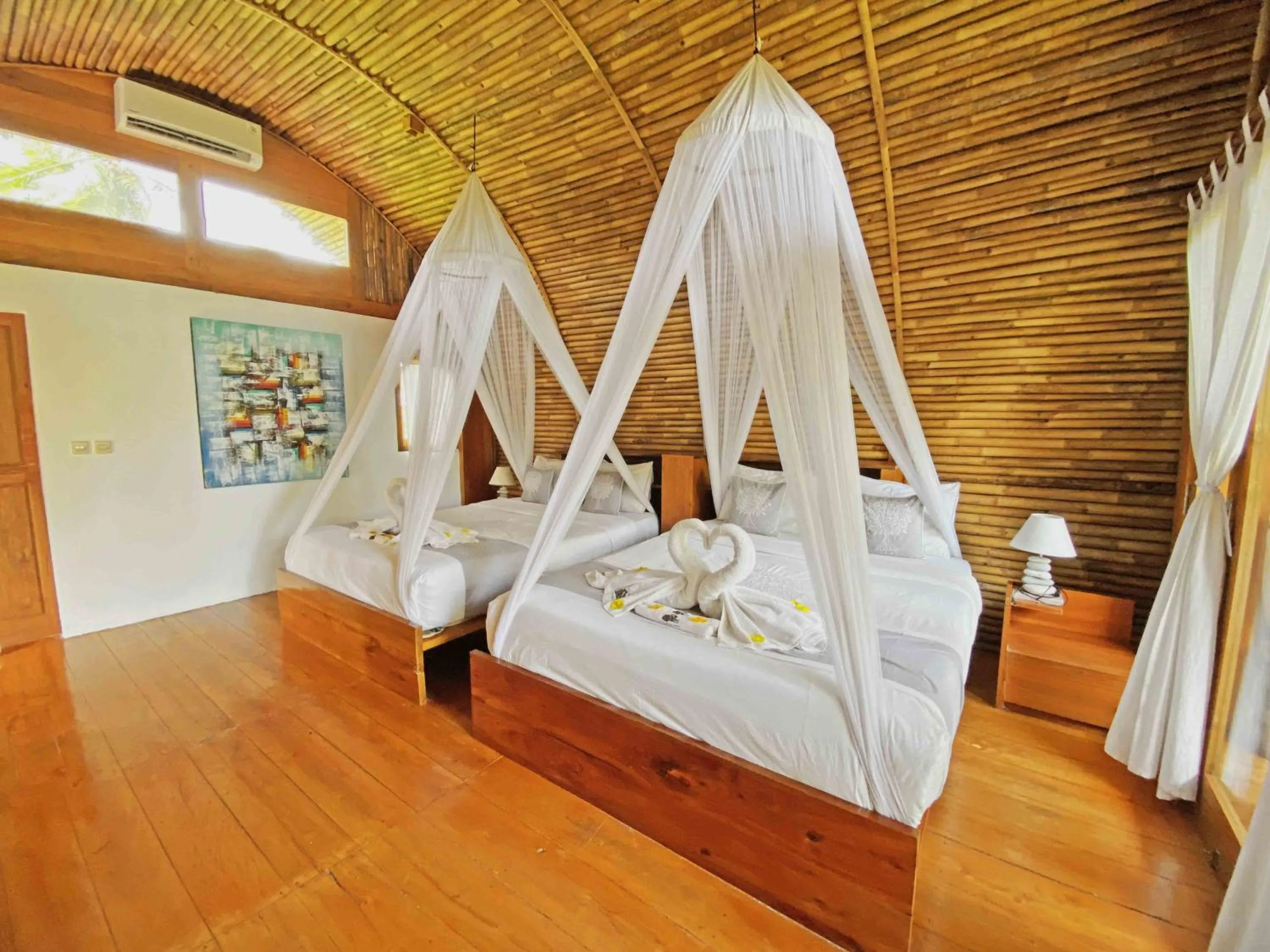Bedroom, Bed in Lagoona Beach Bungalows - Eco Bungalows Batukaras