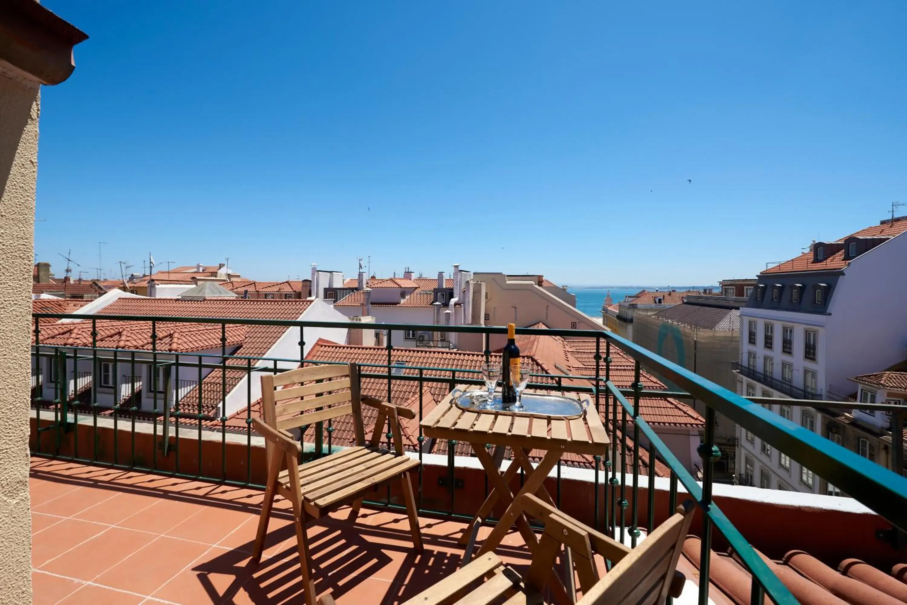 360º Rooftop Lisbon and River View 360º Rooftop Lisbon and River View