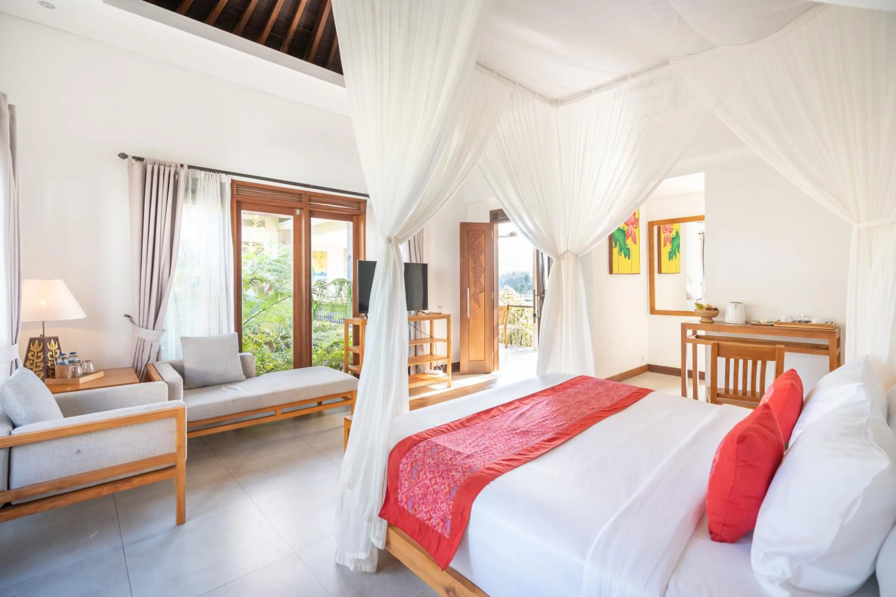 Bed in Prabhu Ubud Villa