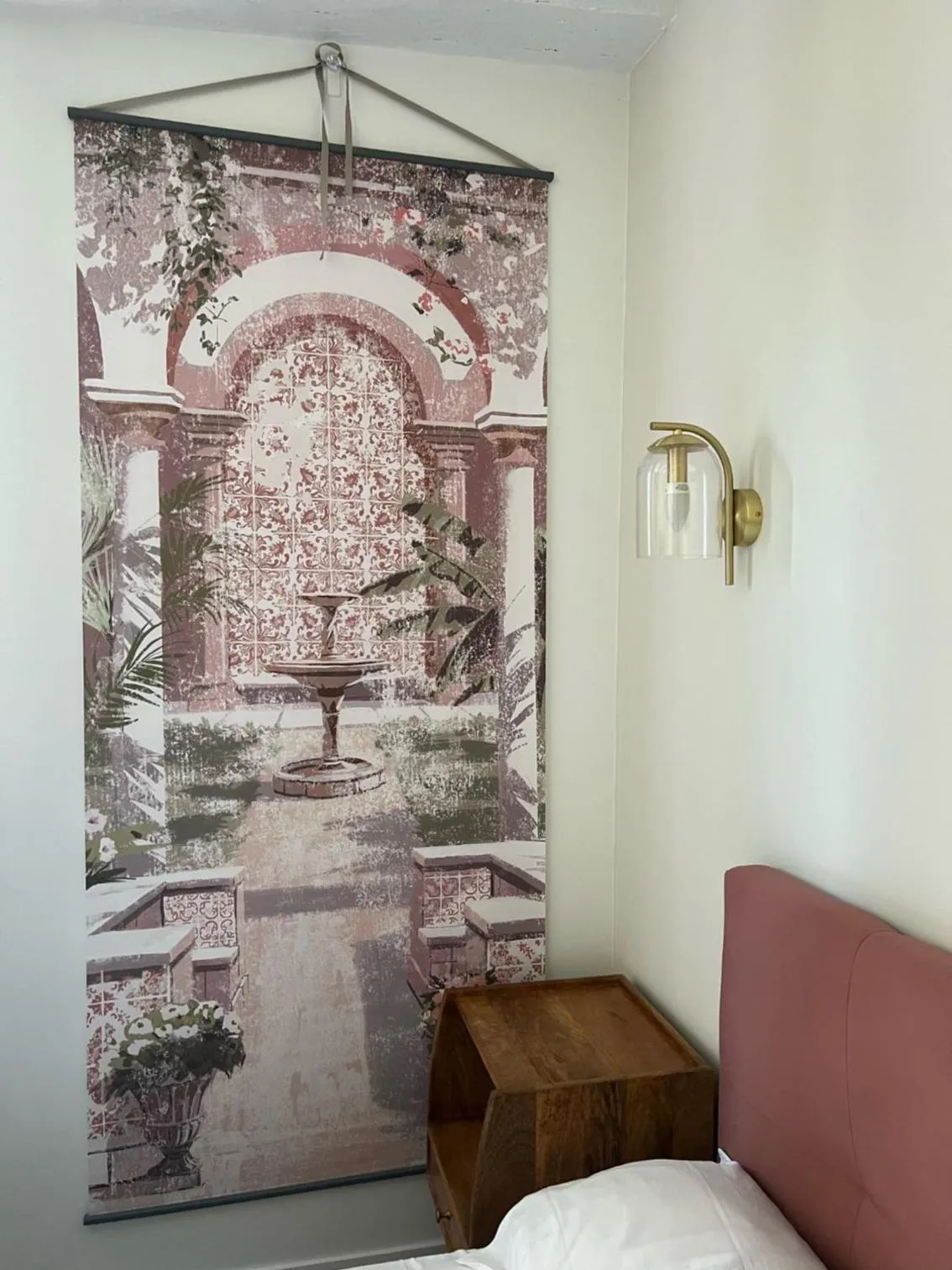 Decorative detail in The Originals Boutique, Hôtel Le George , Loches